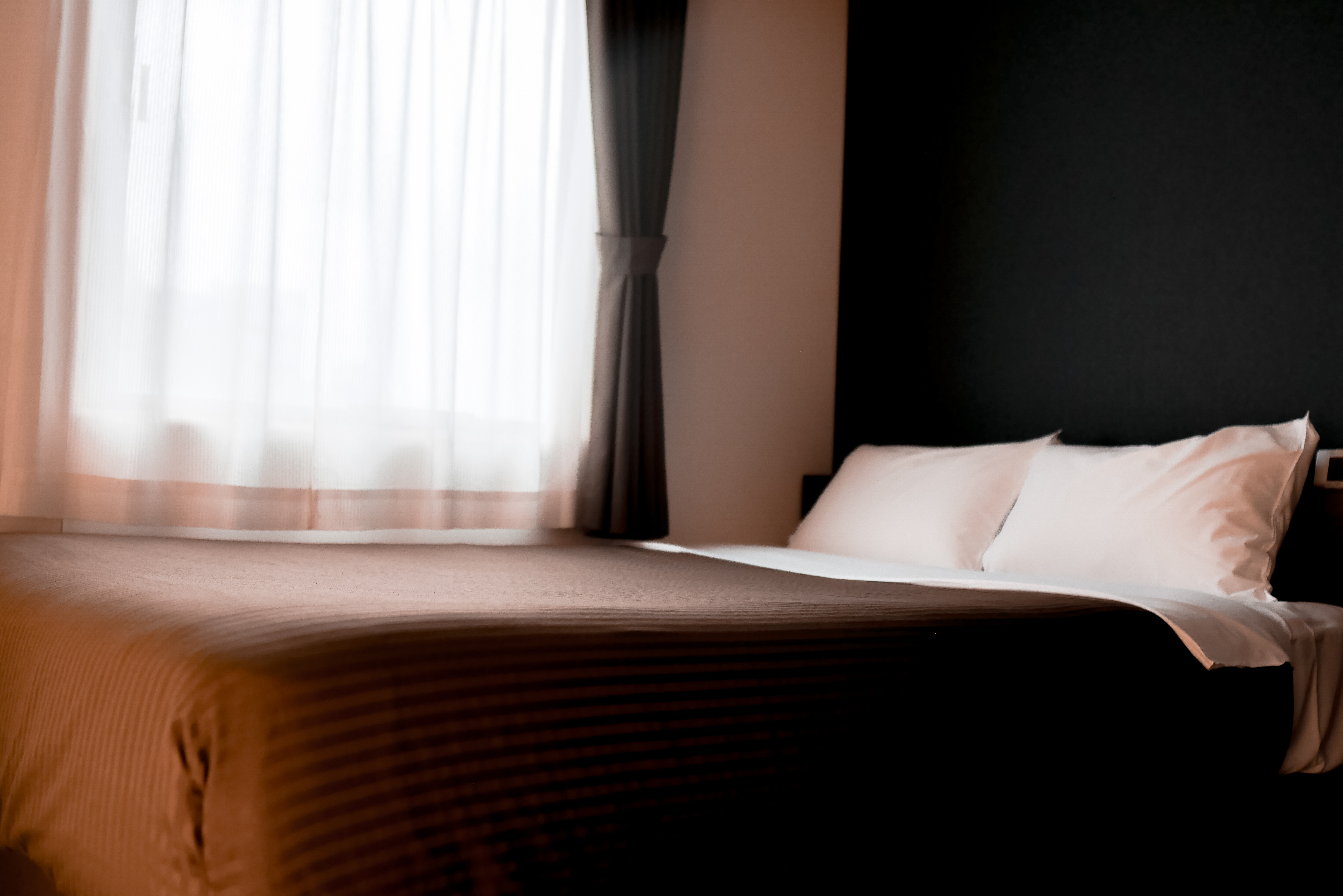 ダブルルーム【140cm幅ベッド1台】