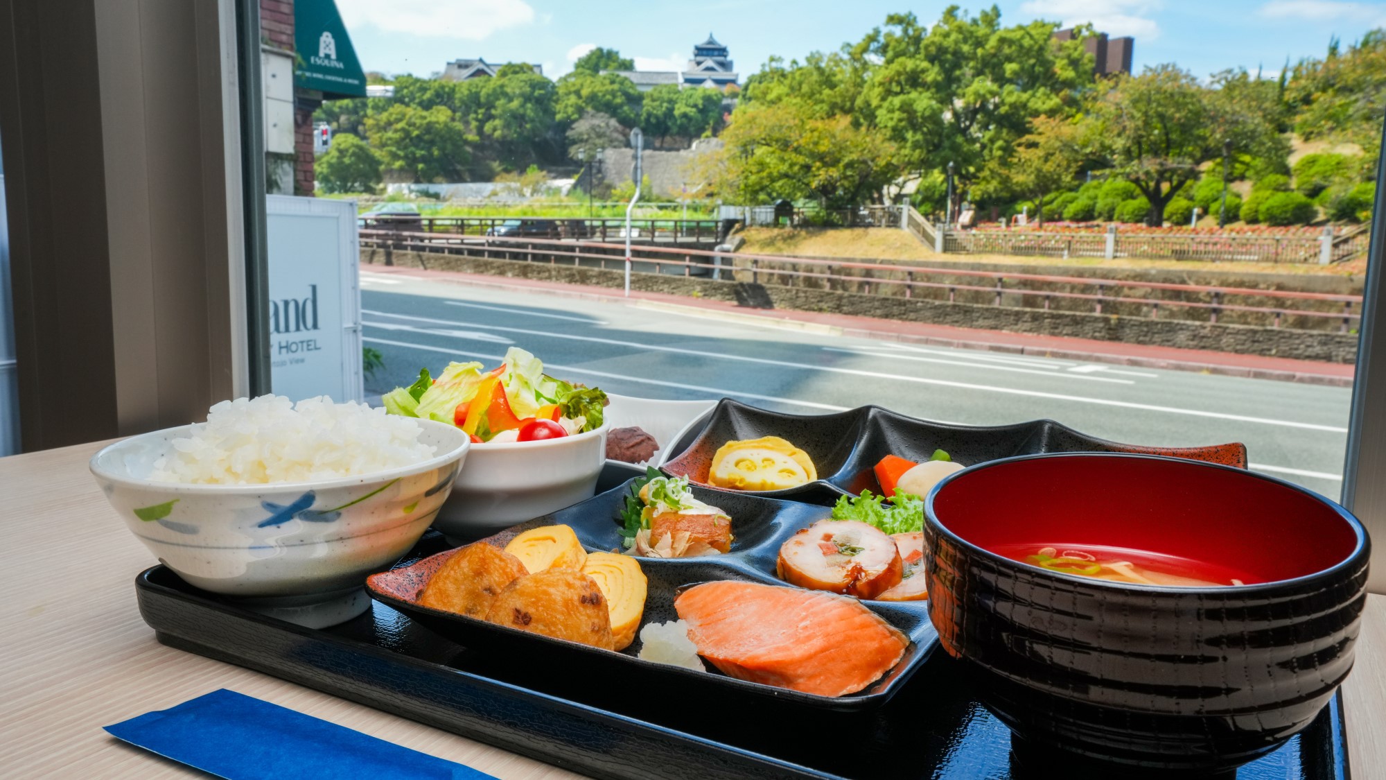 空港リムジンバス約40分！通町筋下車後徒歩6分☆スタンダードプラン（朝食付）＜全館禁煙＞