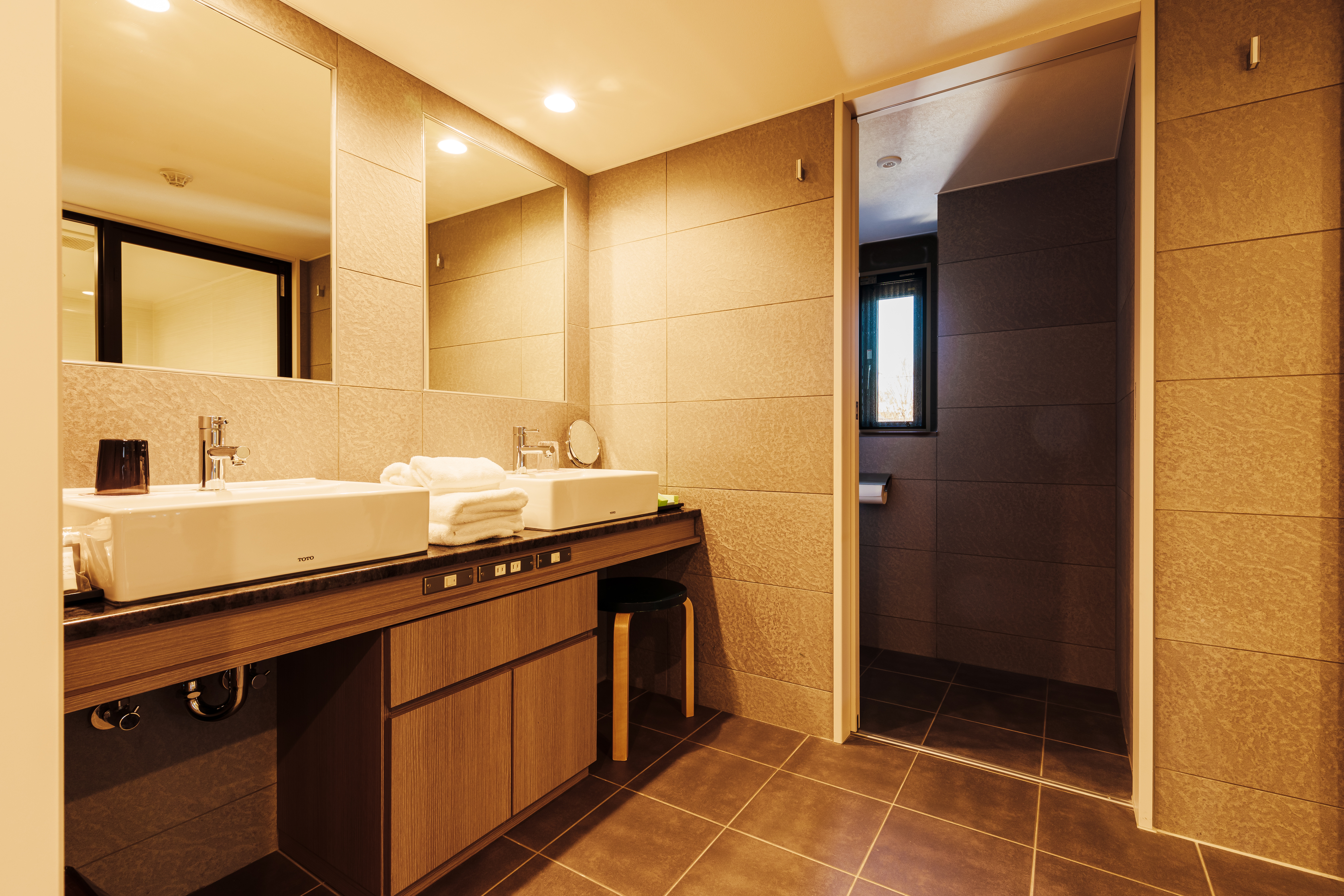 コンフォートデラックス2階