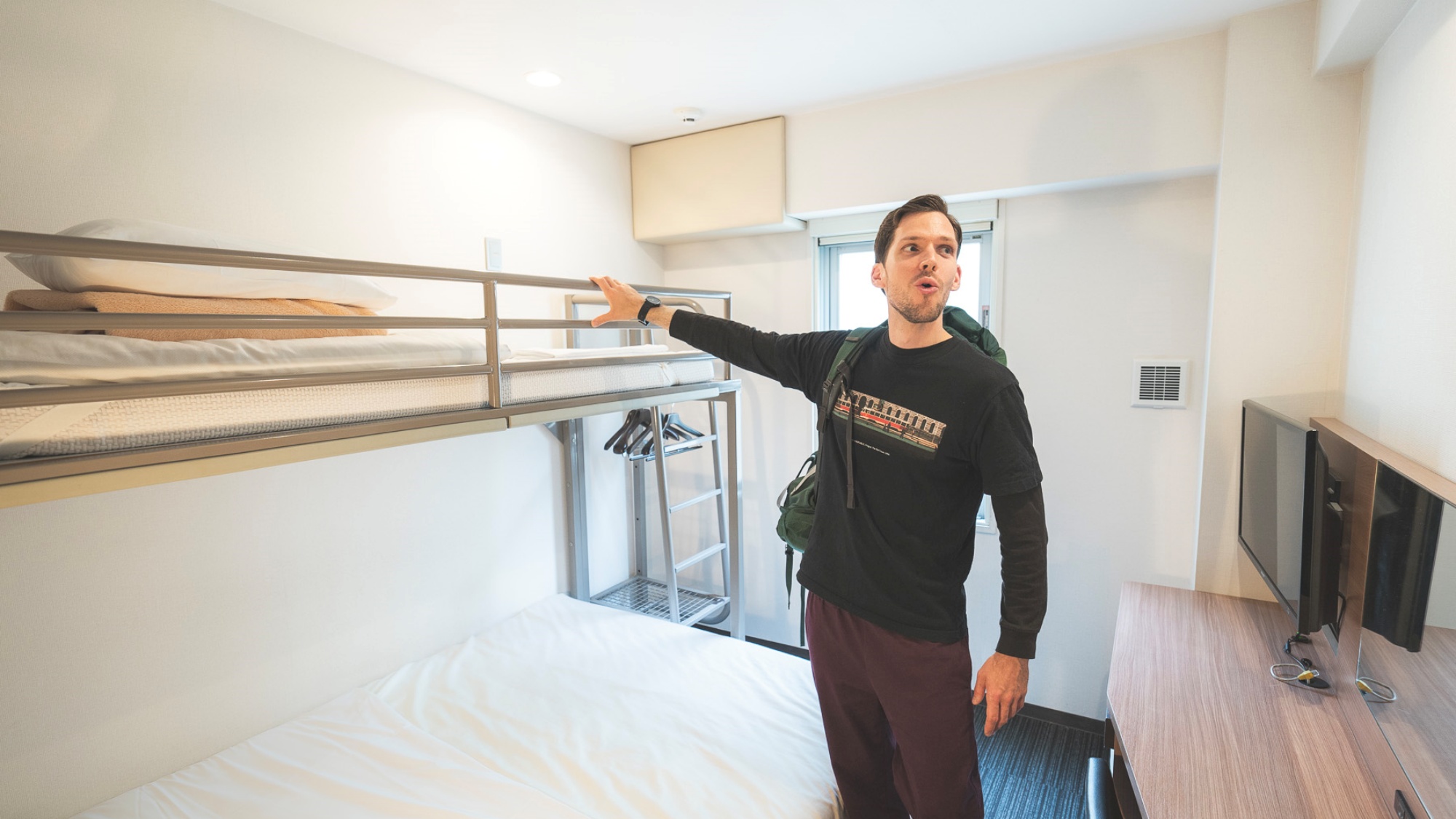 ロフト部分はお荷物置きにもなります　※使用感イメージ