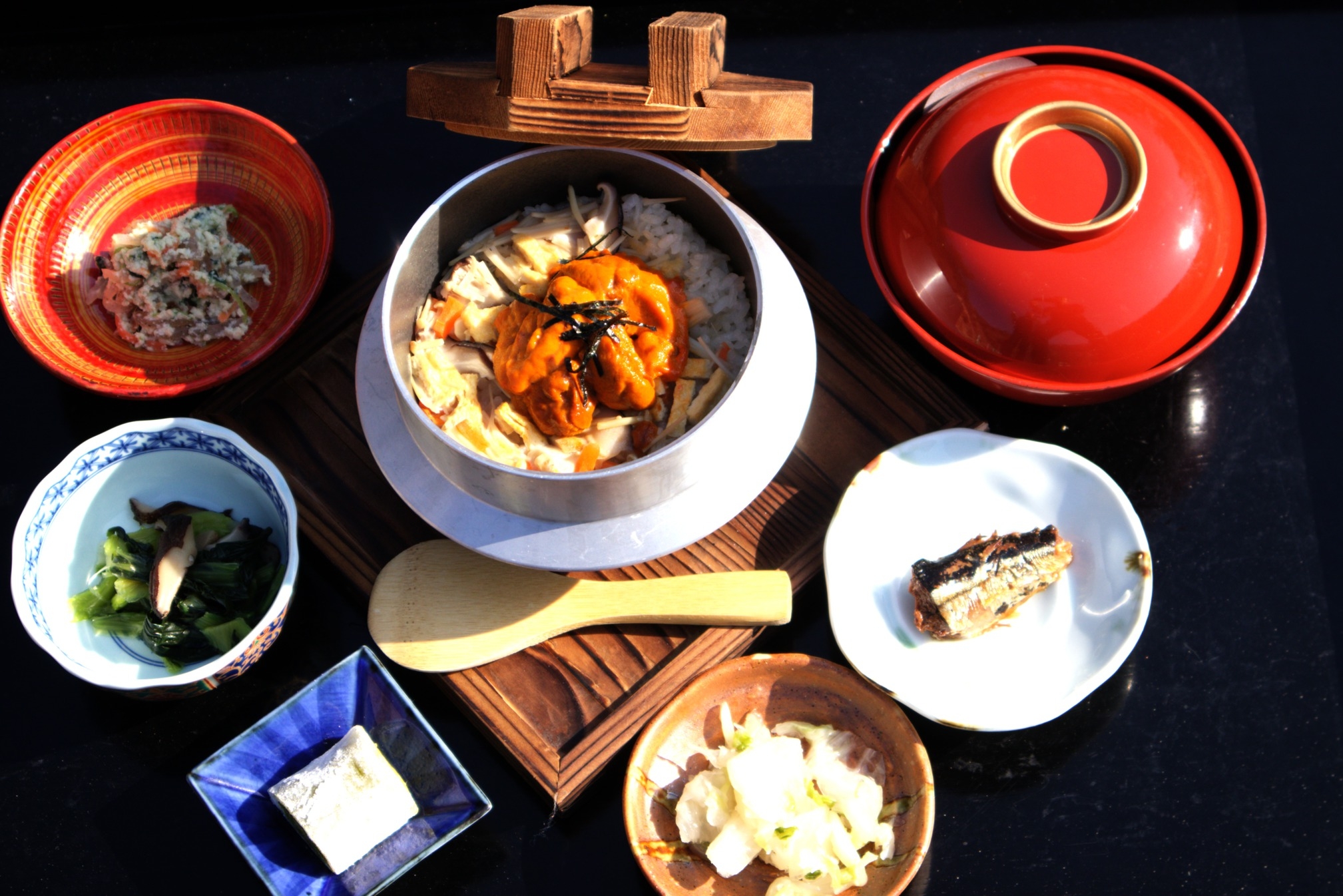 【炭酸水素イオンの自慢の美人の湯満喫夕食付】滞在中ソフトドリンクサービス・揚げミニお好み焼き食べ放題