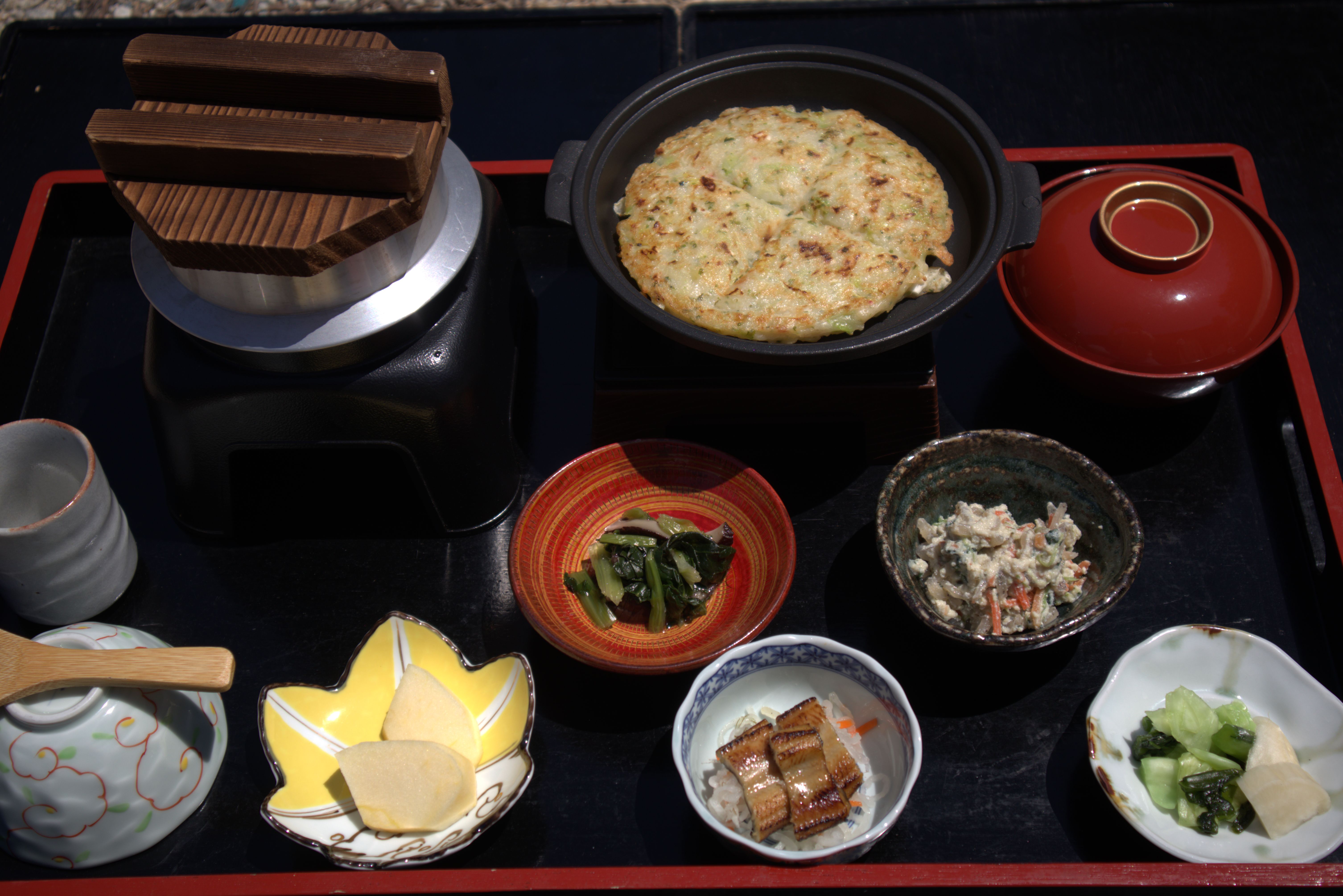 廣島名物穴子釜飯・日替わり焼き物