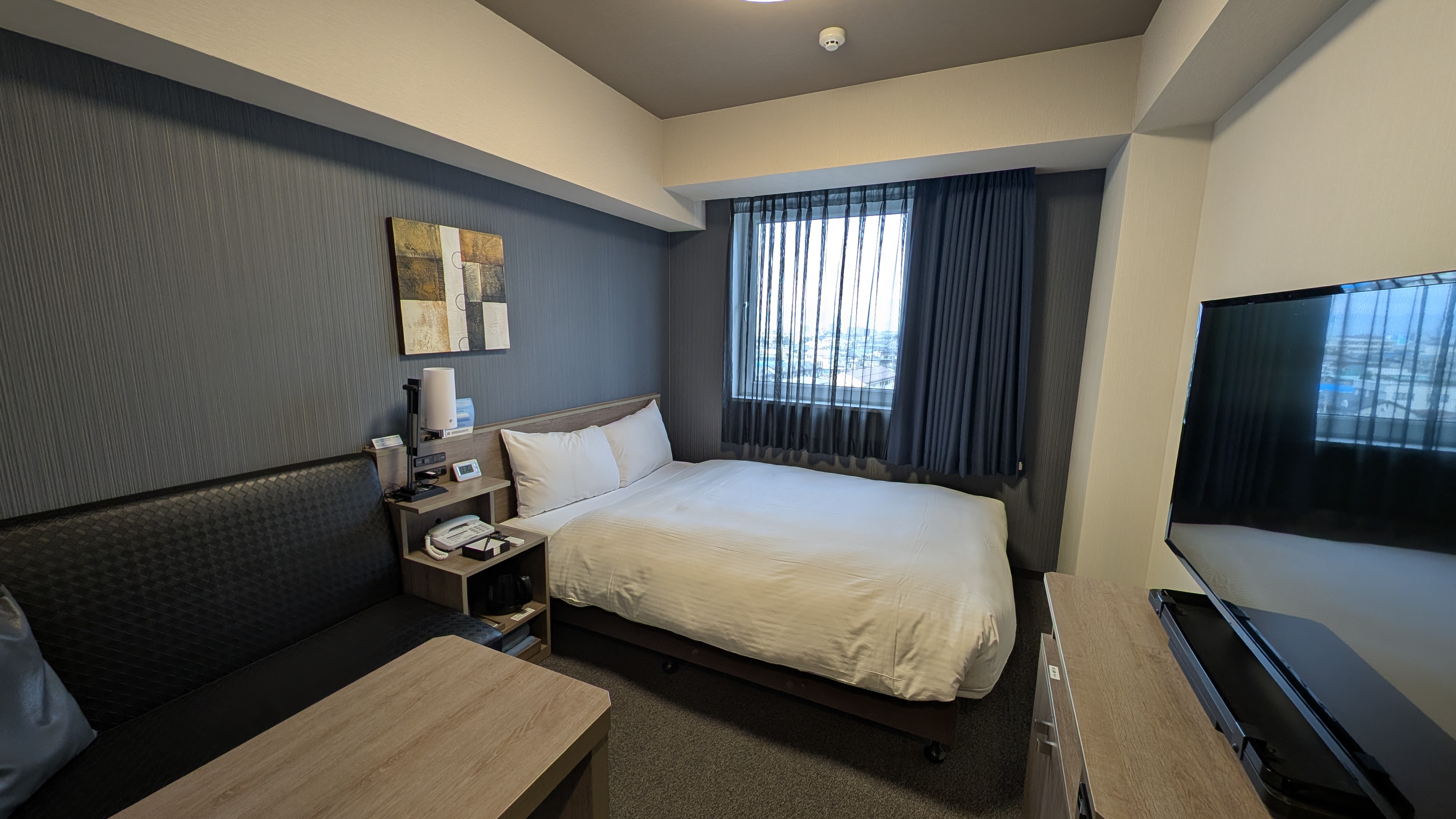 コンフォートセミダブルルーム