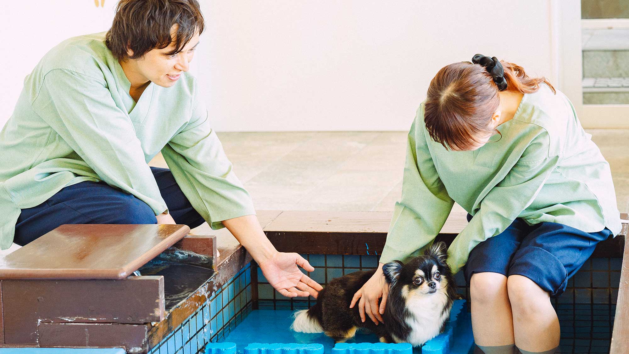 【ペット温泉】入浴時間は15時～17時／6時～10時まで。小型犬～大型犬までご利用いただけます！