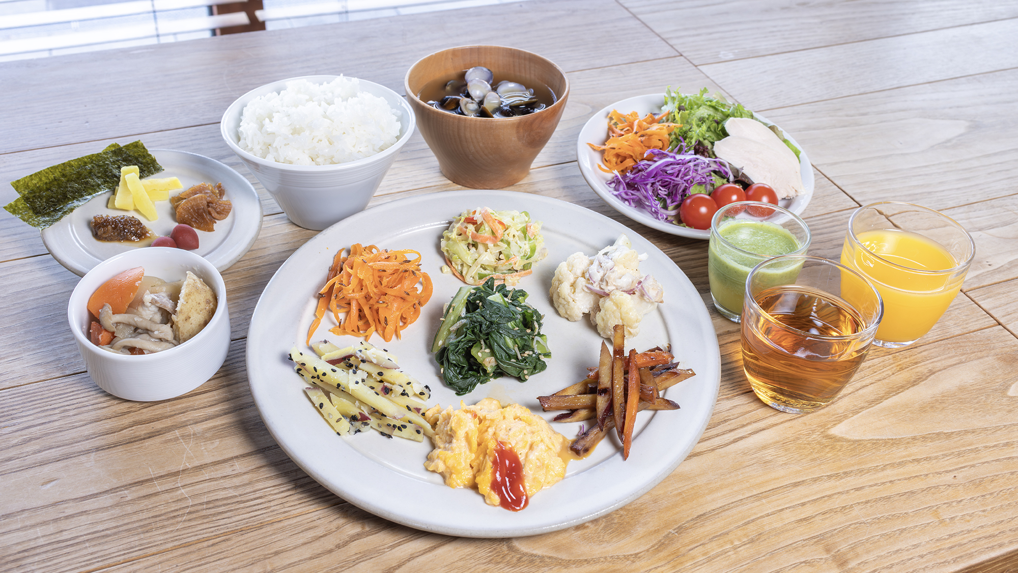 和食盛り付け一例