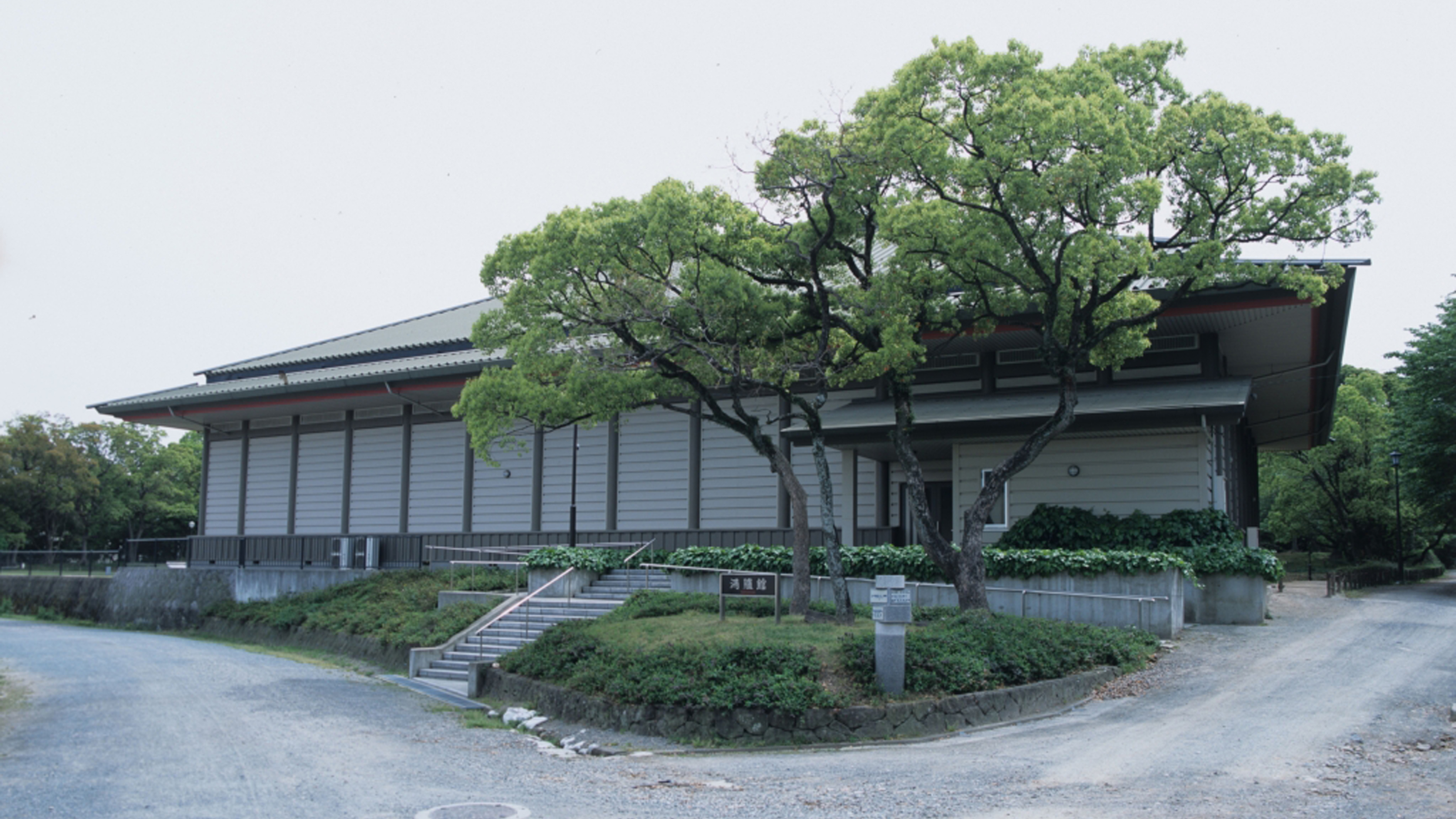 【鴻臚館跡展示館】舞鶴公園内にあります！鴻臚館とは平安時代に作られた迎賓館です[写真提供：福岡市]