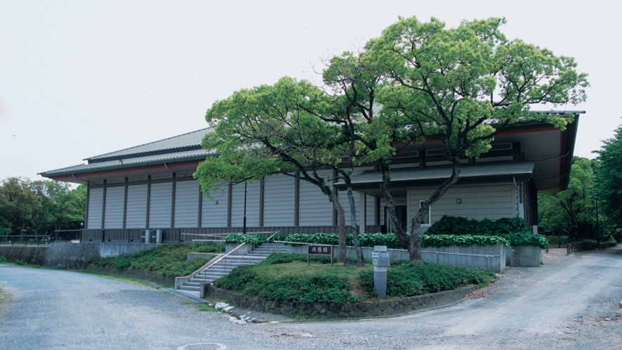 【鴻臚館跡展示館】舞鶴公園内にあります！鴻臚館とは平安時代に作られた迎賓館です[写真提供：福岡市]