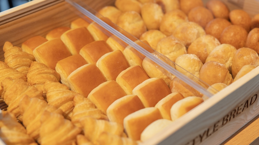 【朝食ブッフェ】パン