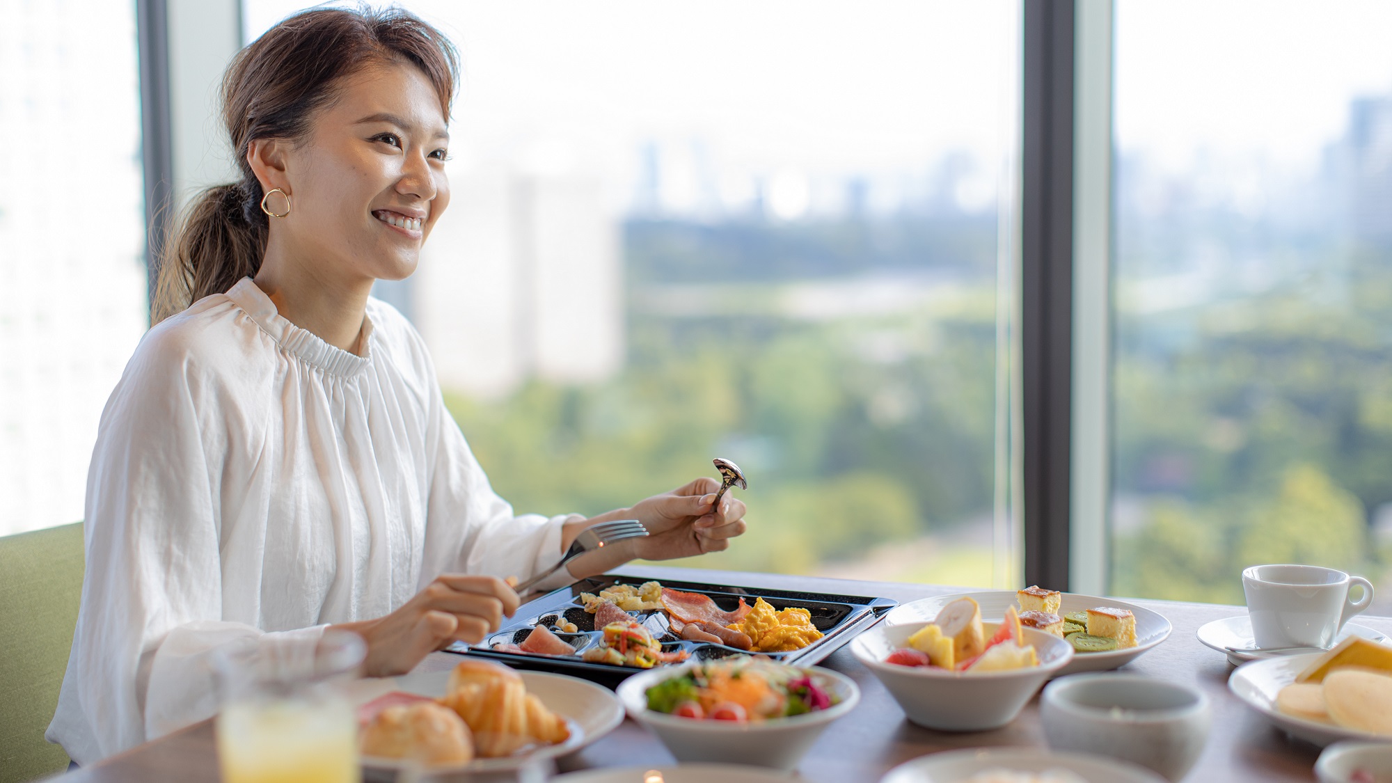 レストラン（朝食時）