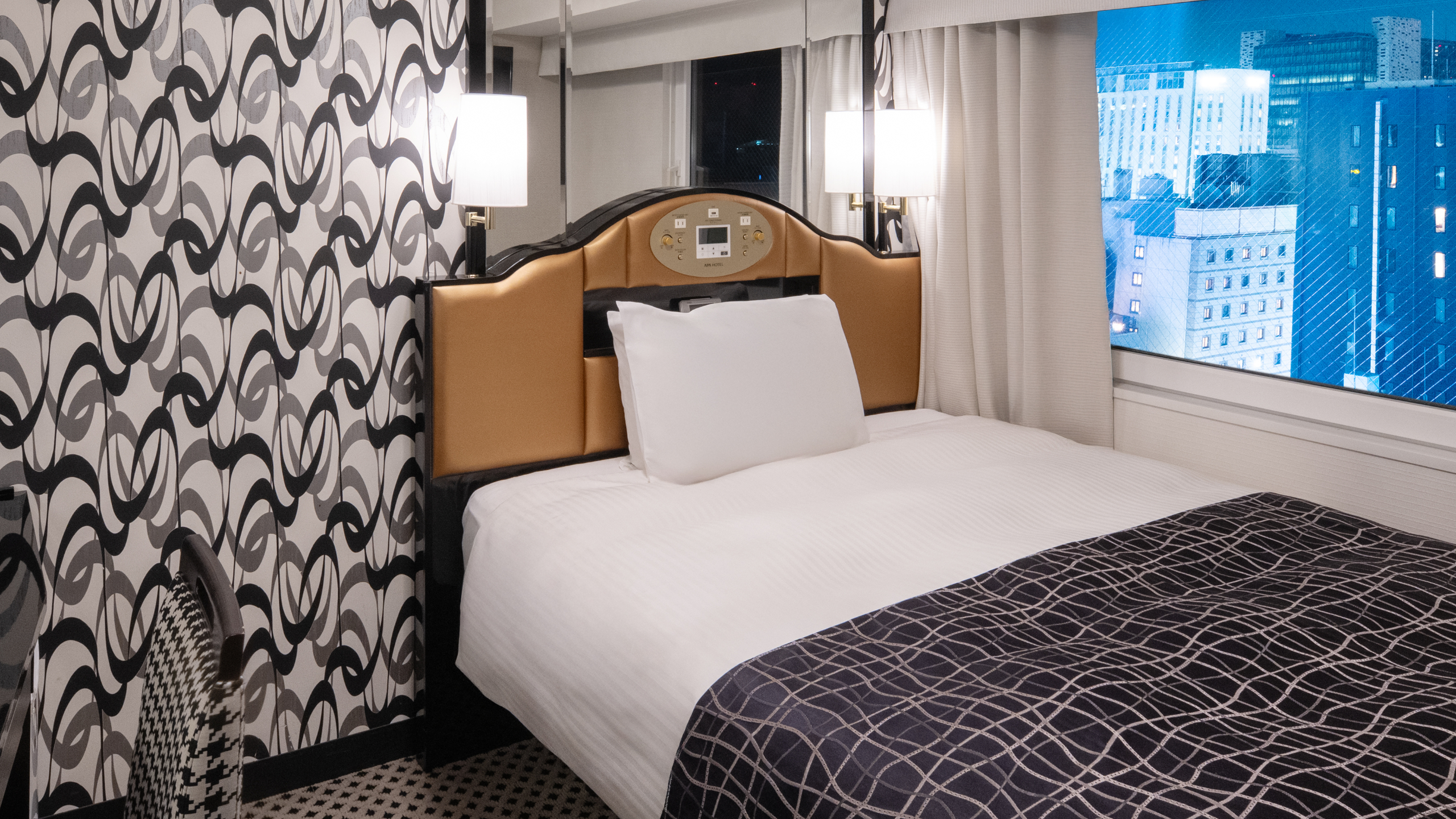 スーペリアルーム1名利用【最上階指定】【夜景】