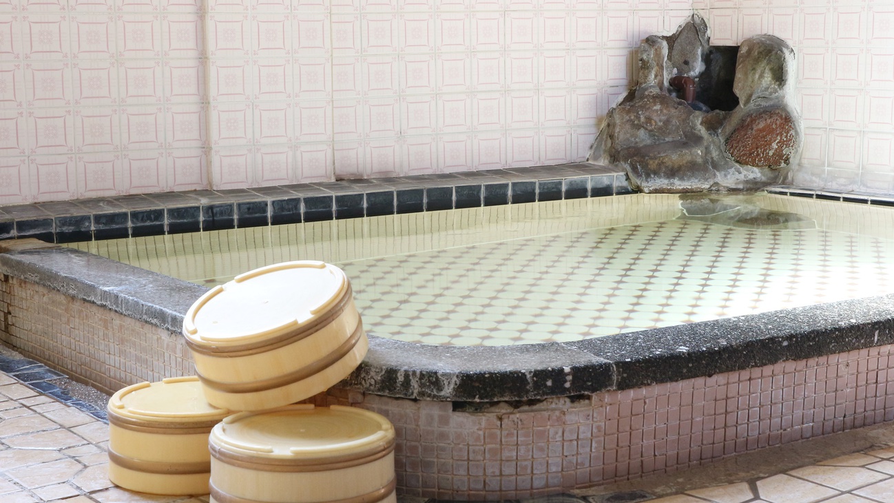 【朝食付】21:00までチェックインOK！朝はゆっくりと手作り朝食を！有名観光地まで車30分圏内！