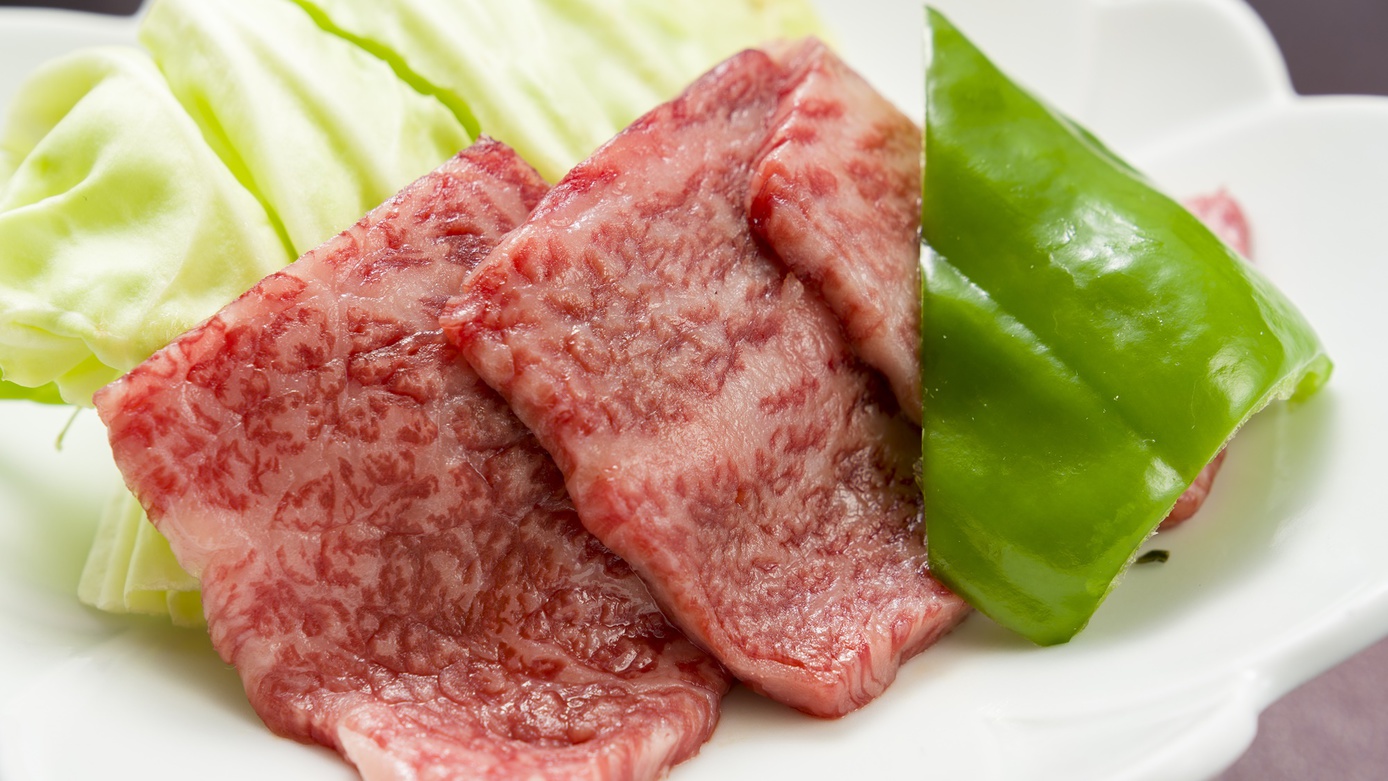 【1泊2食付】旬の食材を使用した季節会席！天然温泉源泉かけ流し！有名観光地まで車で30分圏内の好立地