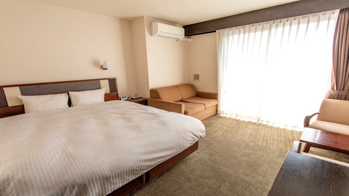 【1泊朝食付きプラン】「静岡食の仕事人が創る 100 種類バイキングと源泉かけ流し温泉贅沢プラン