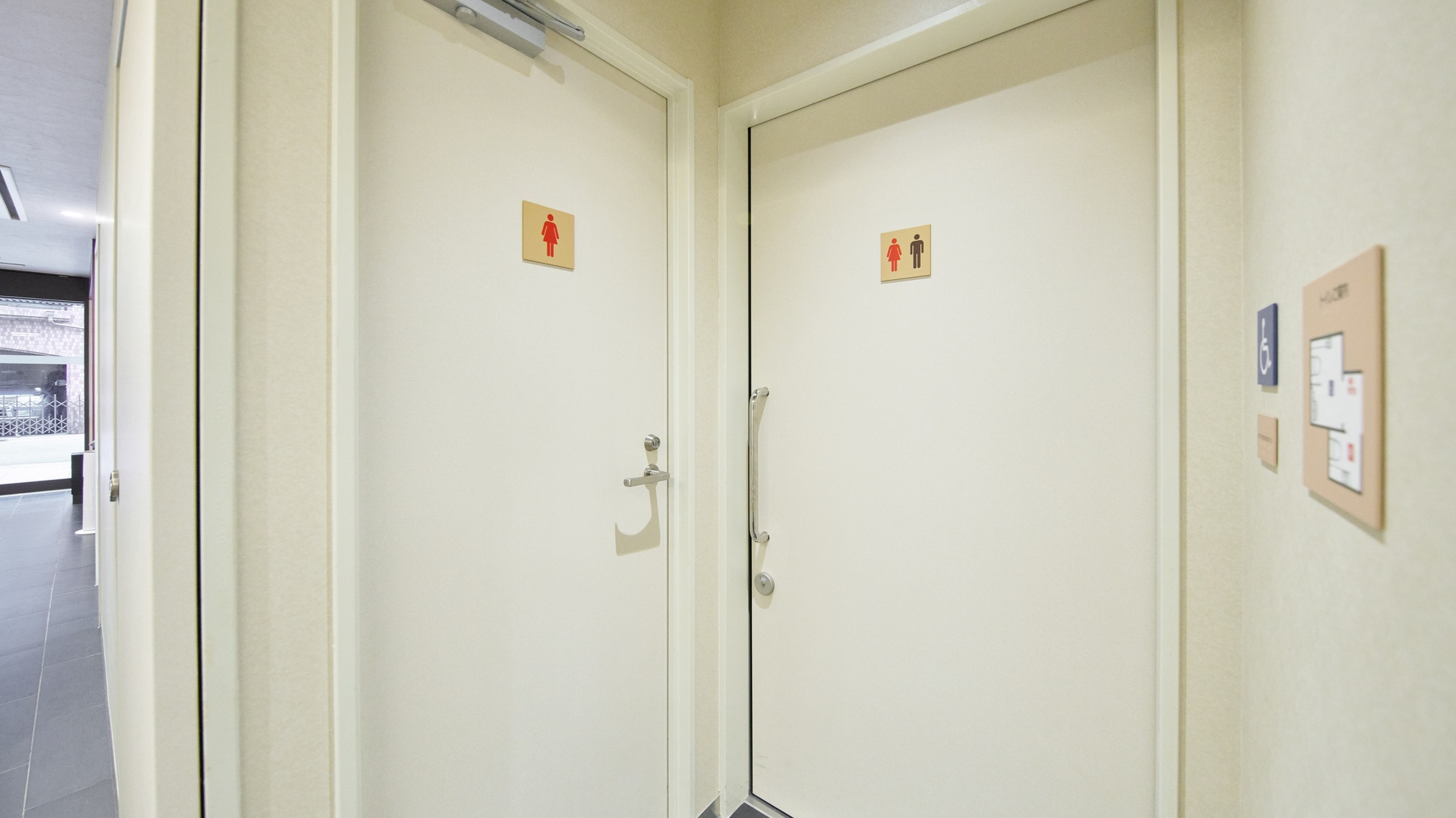 ・【共用設備】共用のお手洗いも設置しております