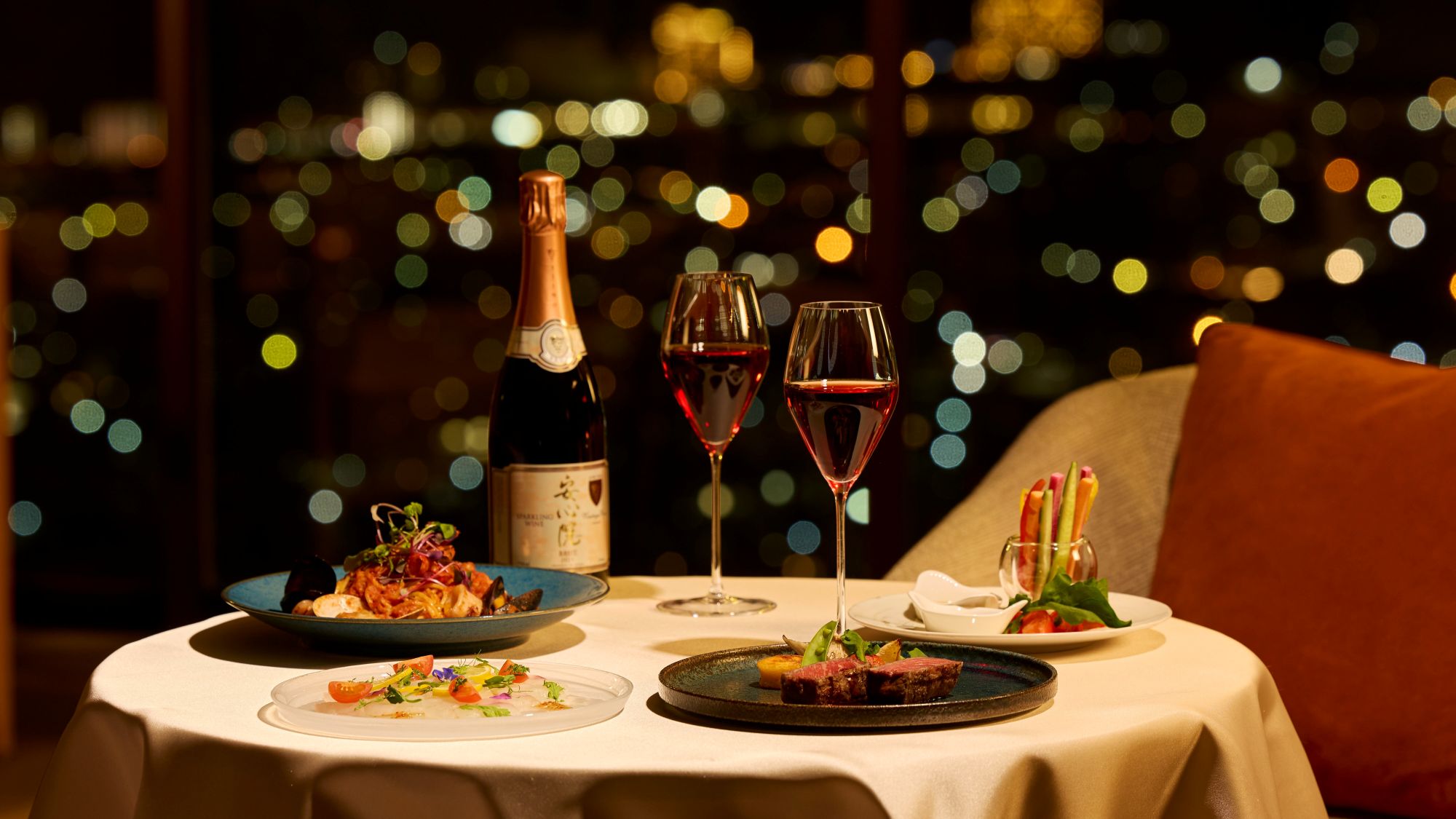 インルームダイニング