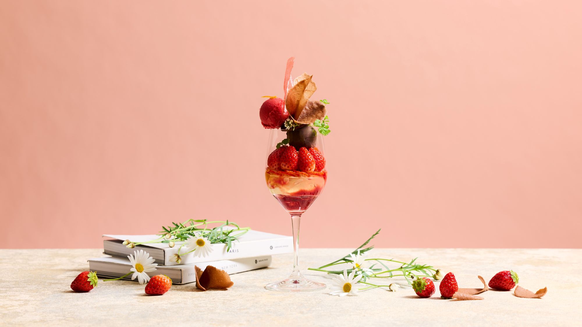 ザ・ラウンジ　シーズナルパフェ「スプリング」（3/1-5/31開催）