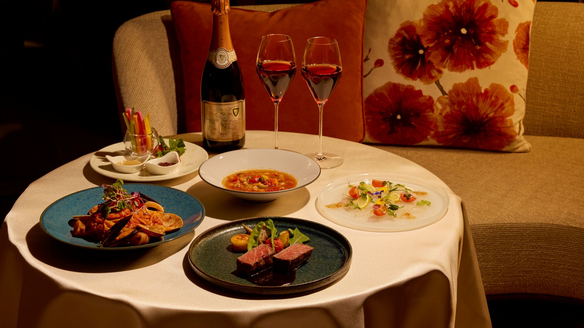 インルームダイニング