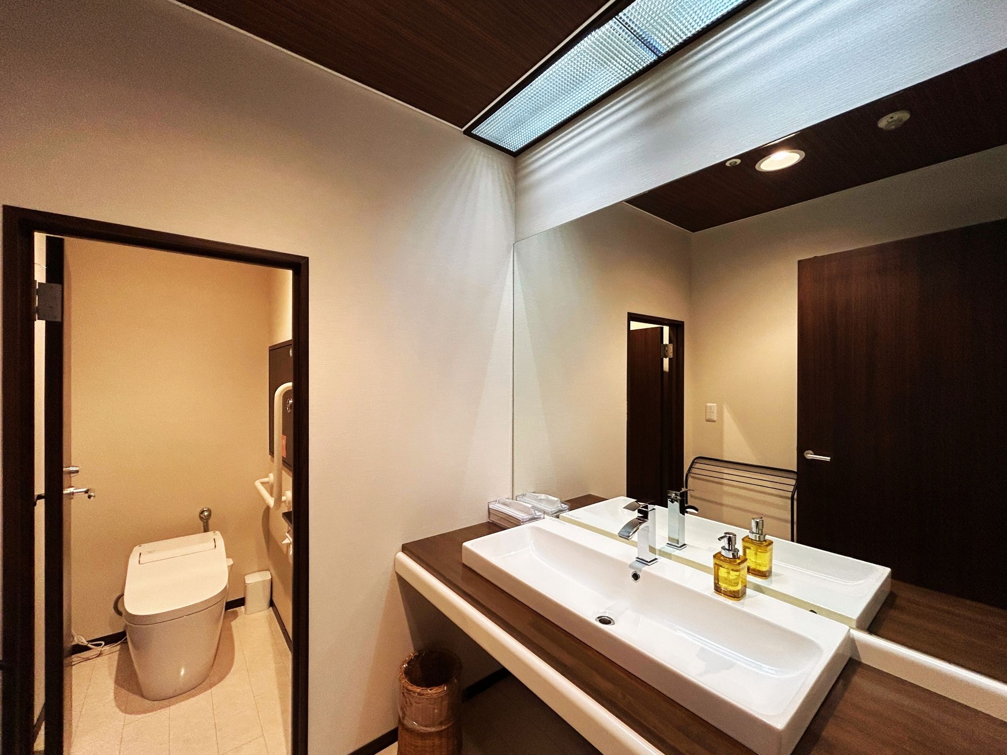 6Aレストルーム