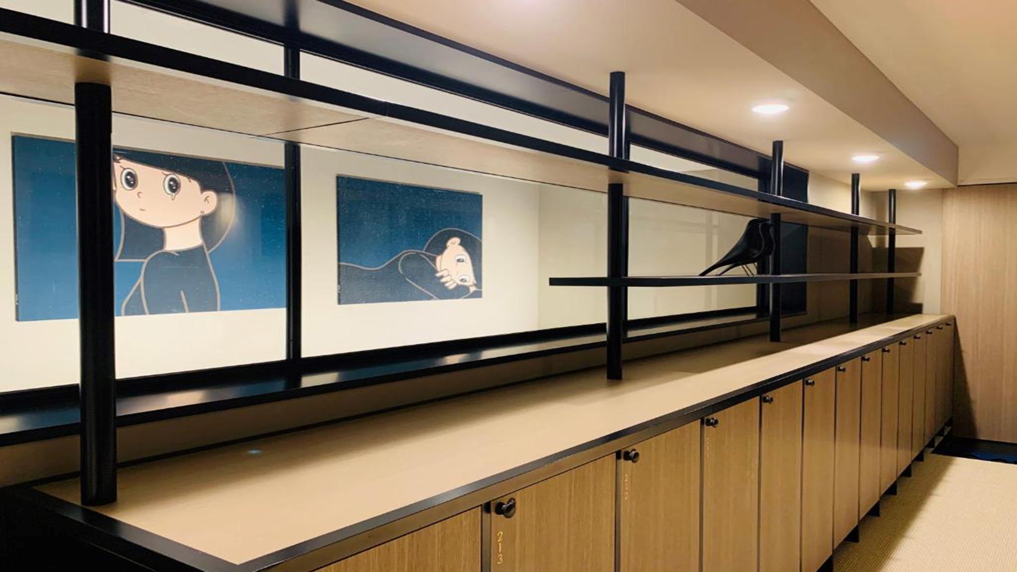 各階にてロッカーを用意しております。