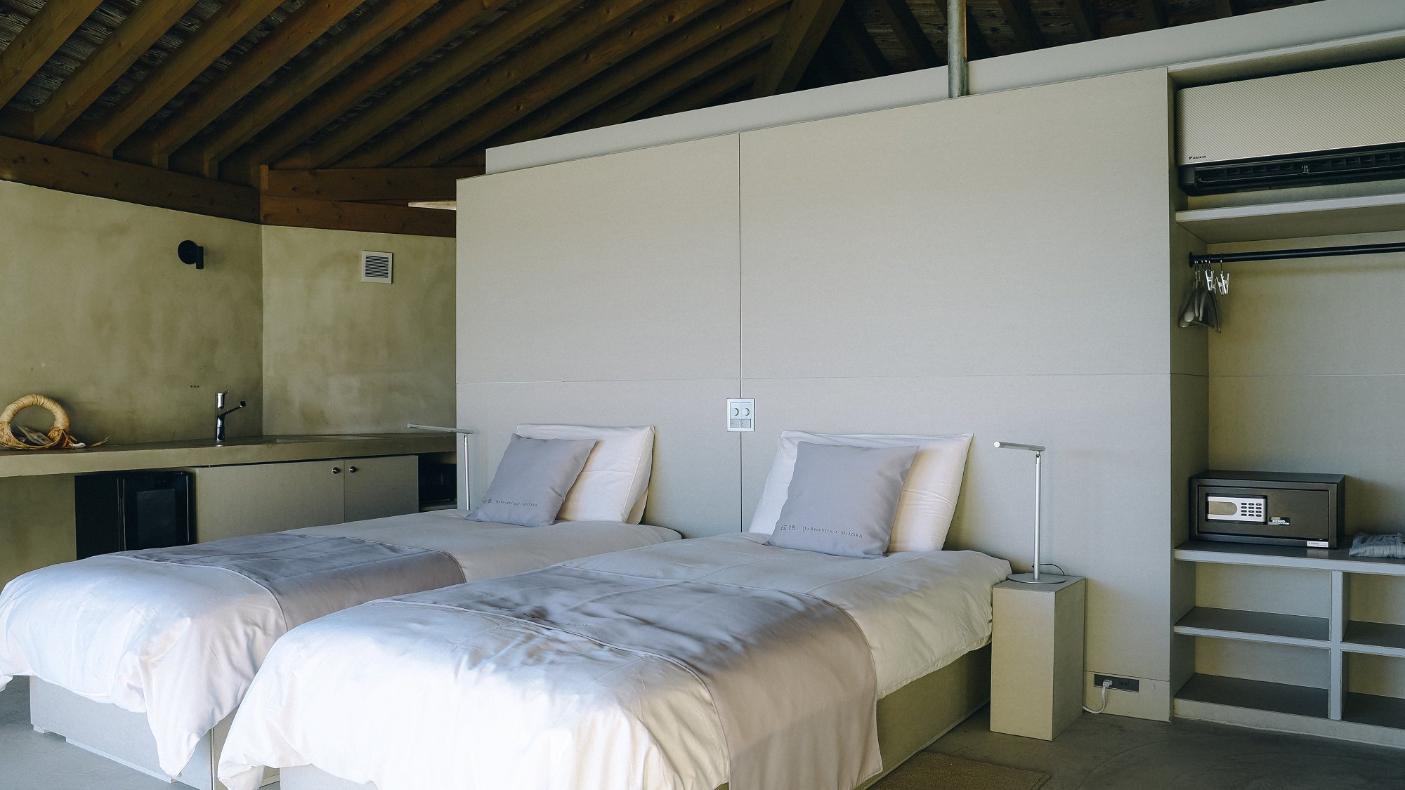 【サネン デラックス ヴィラ・トリプルベッド （シアター付き）】心の奥行きを調える時をお過ごし下さい