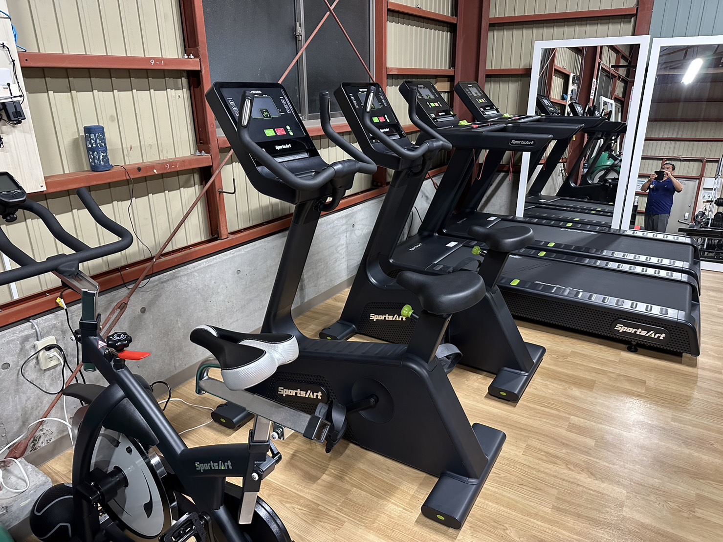 24時間スポーツジム　