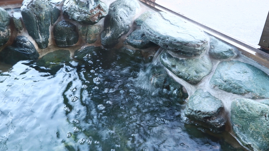 ◆榊原温泉◆岩風呂の大浴場がございます！マッサージ効果があり、ハリ・ツヤのある肌を生み出します♪9