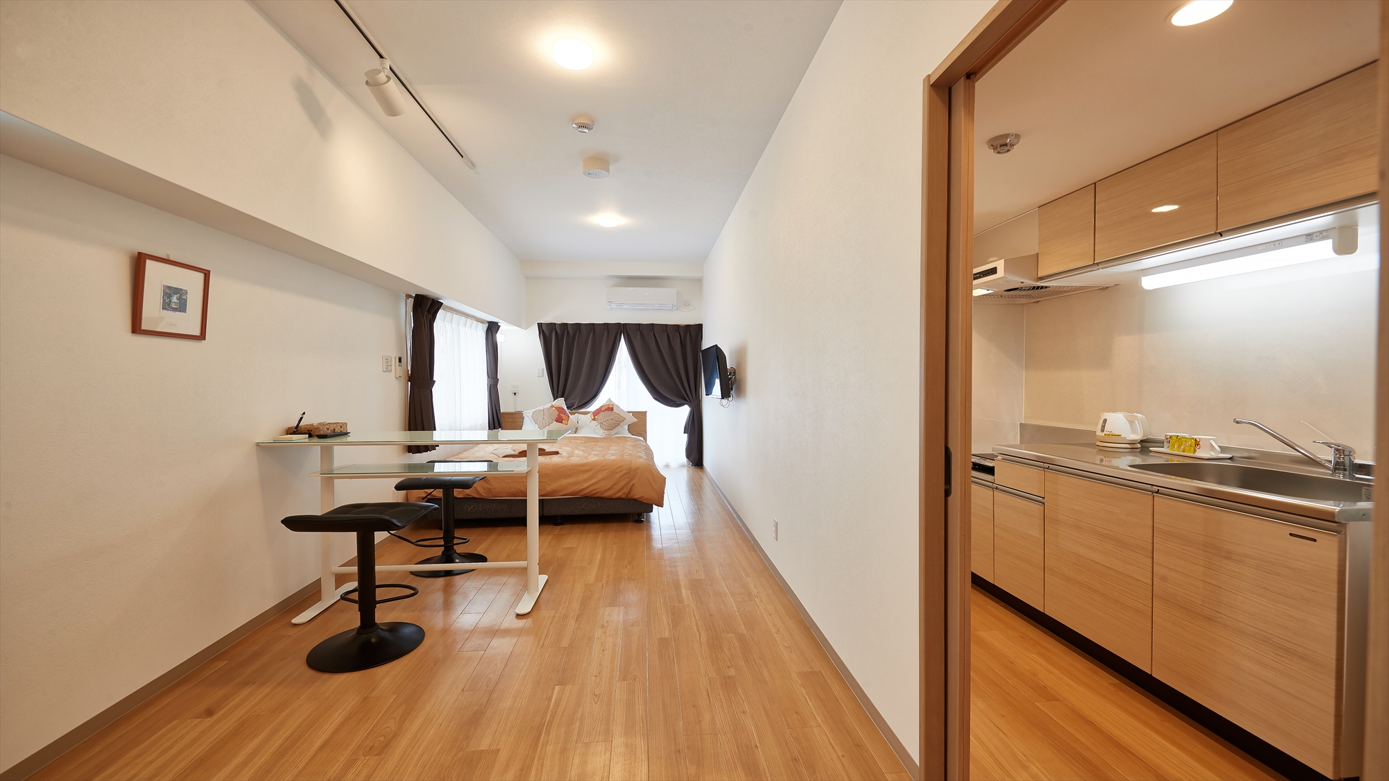 【スタンダードダブル/27㎡/禁煙】ビジネス利用に最適！ゆったりお過ごしいただけるダブルベッドのお部