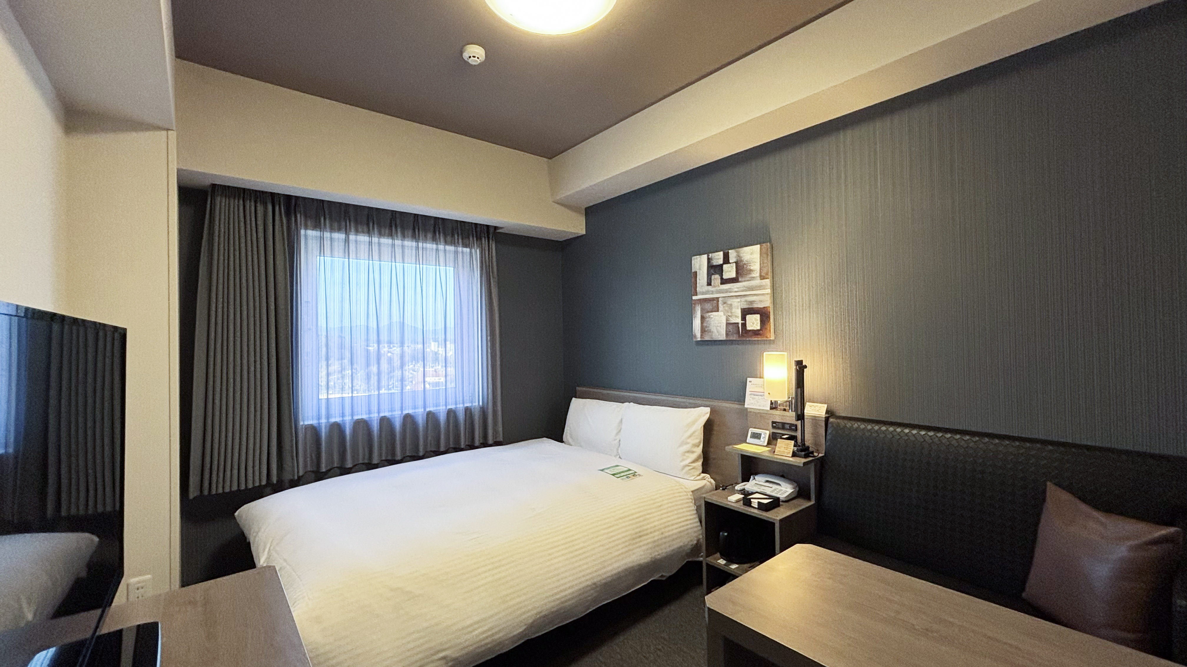 コンフォートセミダブルルーム1