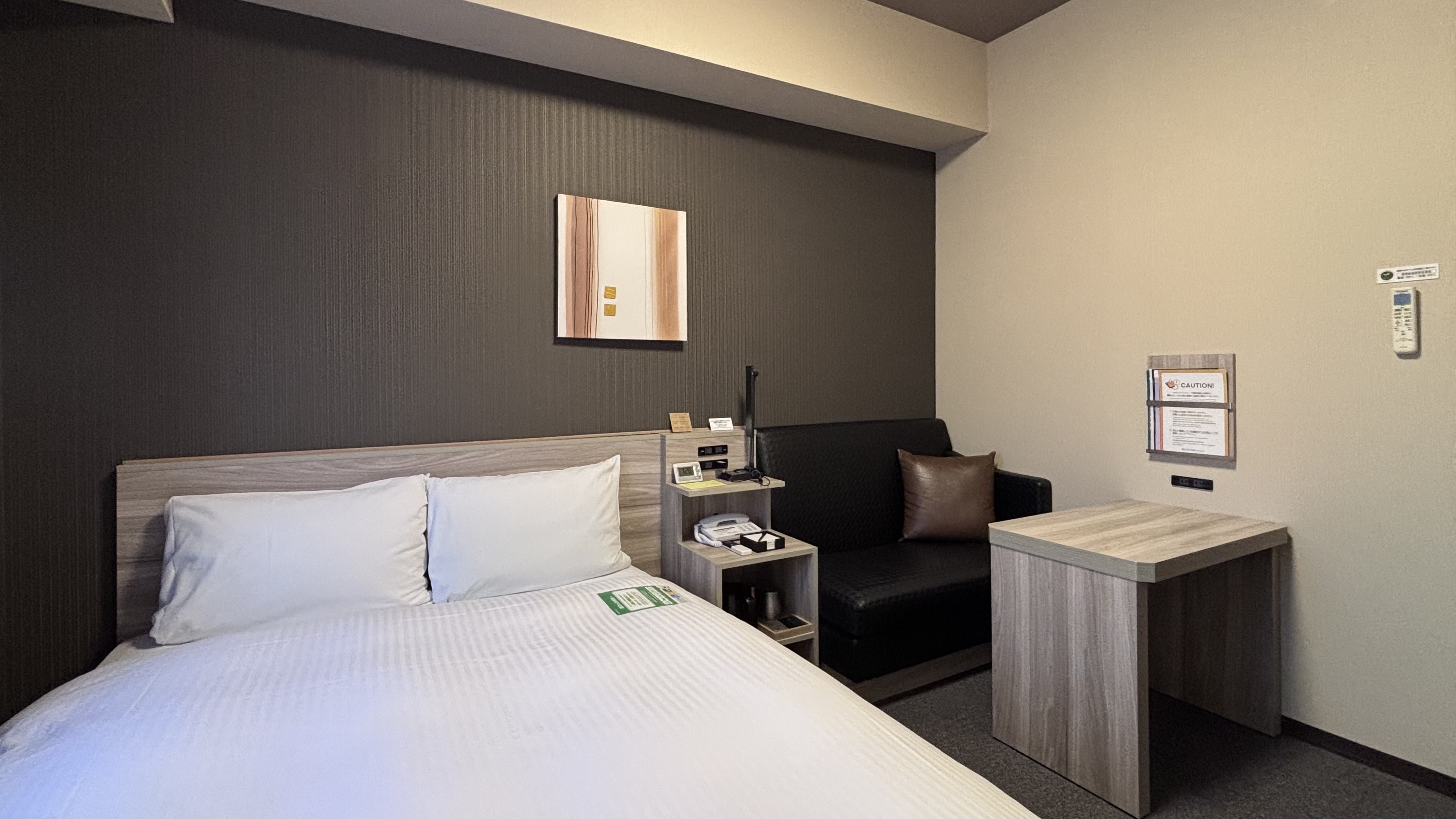 スタンダードセミダブルルーム2