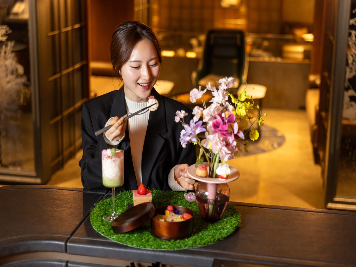 【春限定】スイーツで楽しむお花見体験！12種のスイーツ弁当＆ドリンクセット付（素泊まり）