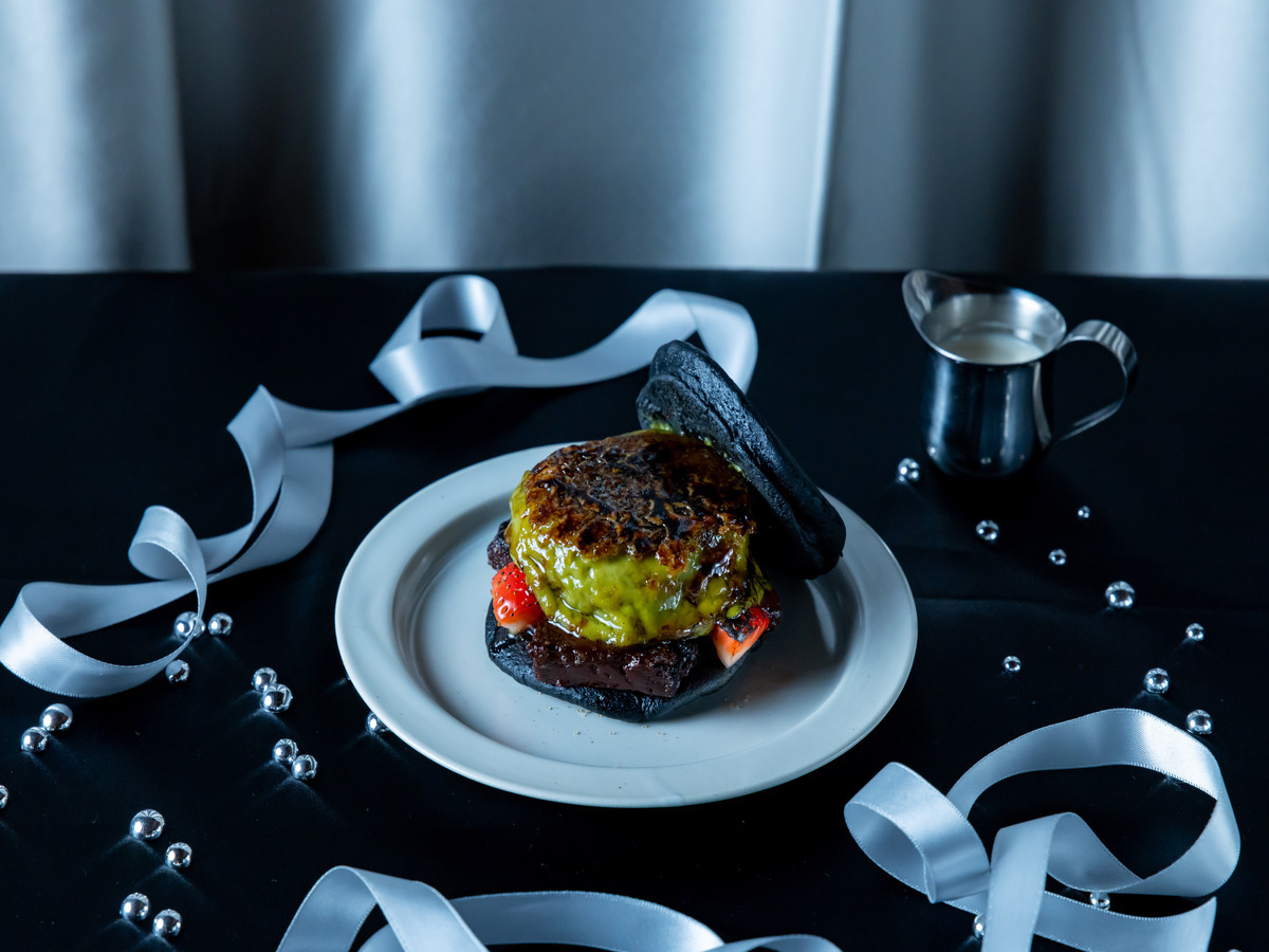 【期間限定】自分へのご褒美に、背徳のチョコどら焼きスイーツ付き（朝食付き）