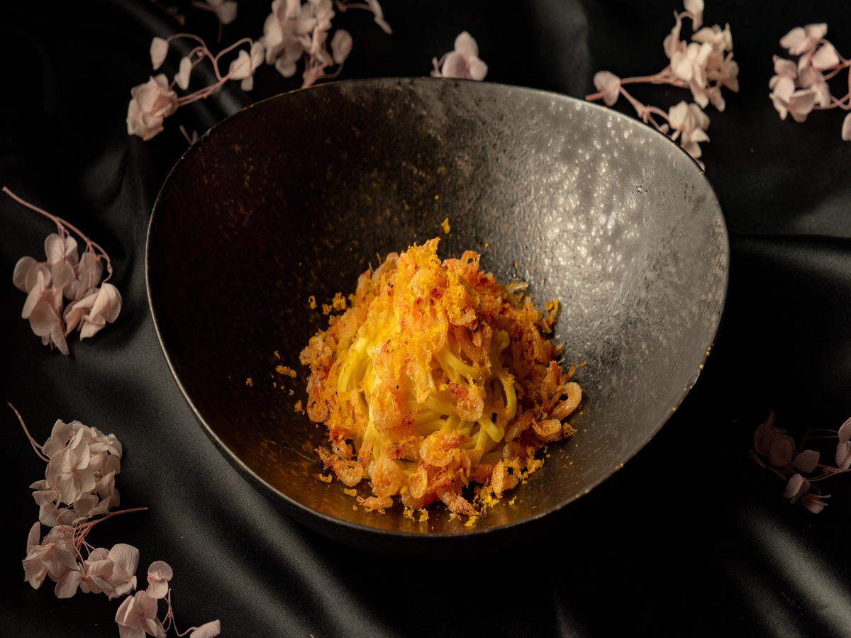 【2025春限定】特別な日に！五感で春を感じるフルコースディナー『桜』付き（夕朝食付き）