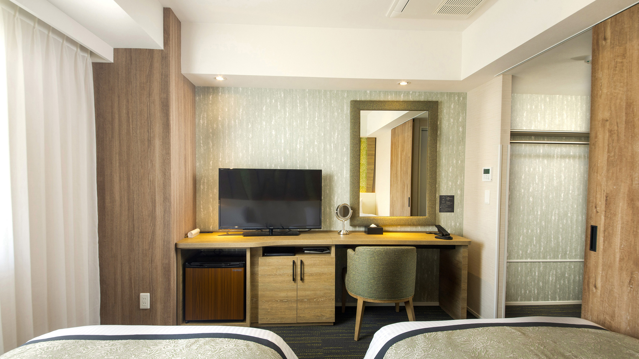 スタンダードツイン【禁煙・定員2名】