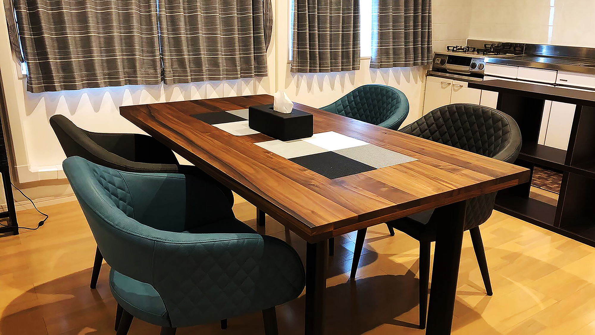 デラックスファミリールーム　リビング