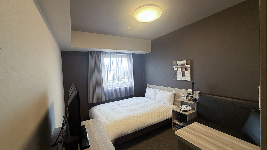 スタンダードセミダブルルーム1
