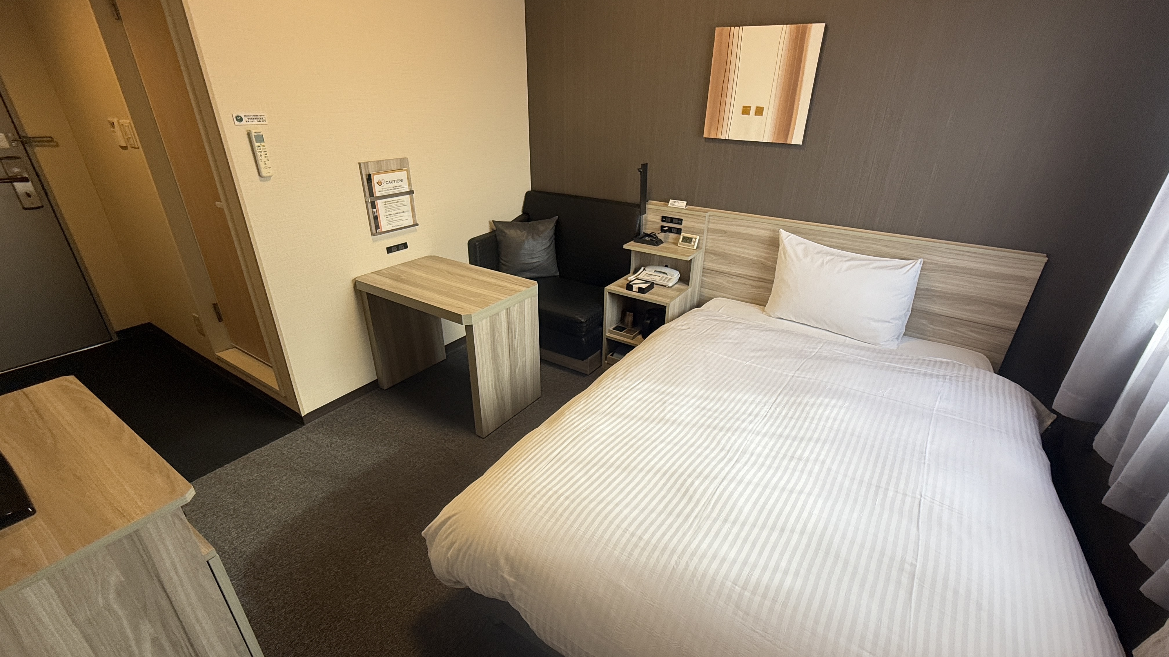 スタンダードシングルルーム2