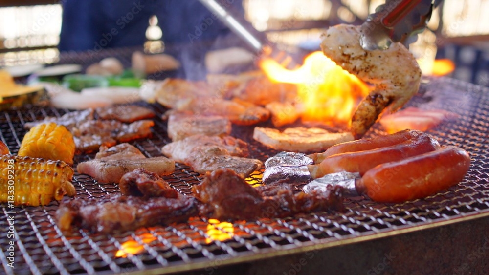 【お肉堪能プラン・連泊｜2食付】手ぶらBBQと金城アグー豚しゃぶしゃぶ！異なる夕食で沖縄滞在を満喫！