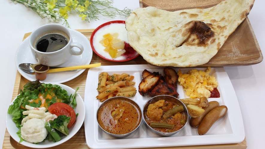 朝食ビュッフェ 盛り付け例(インド料理)