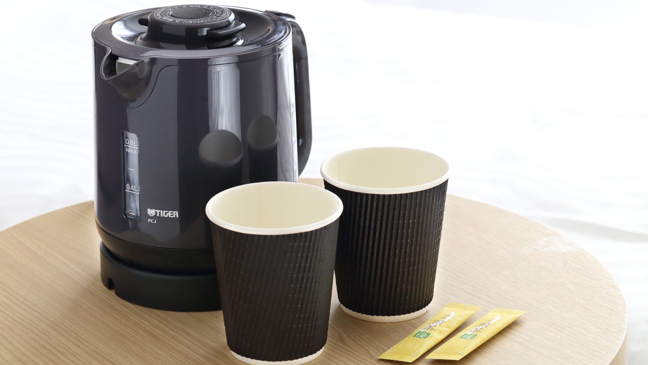 電気ポット＆お茶パック（全室）