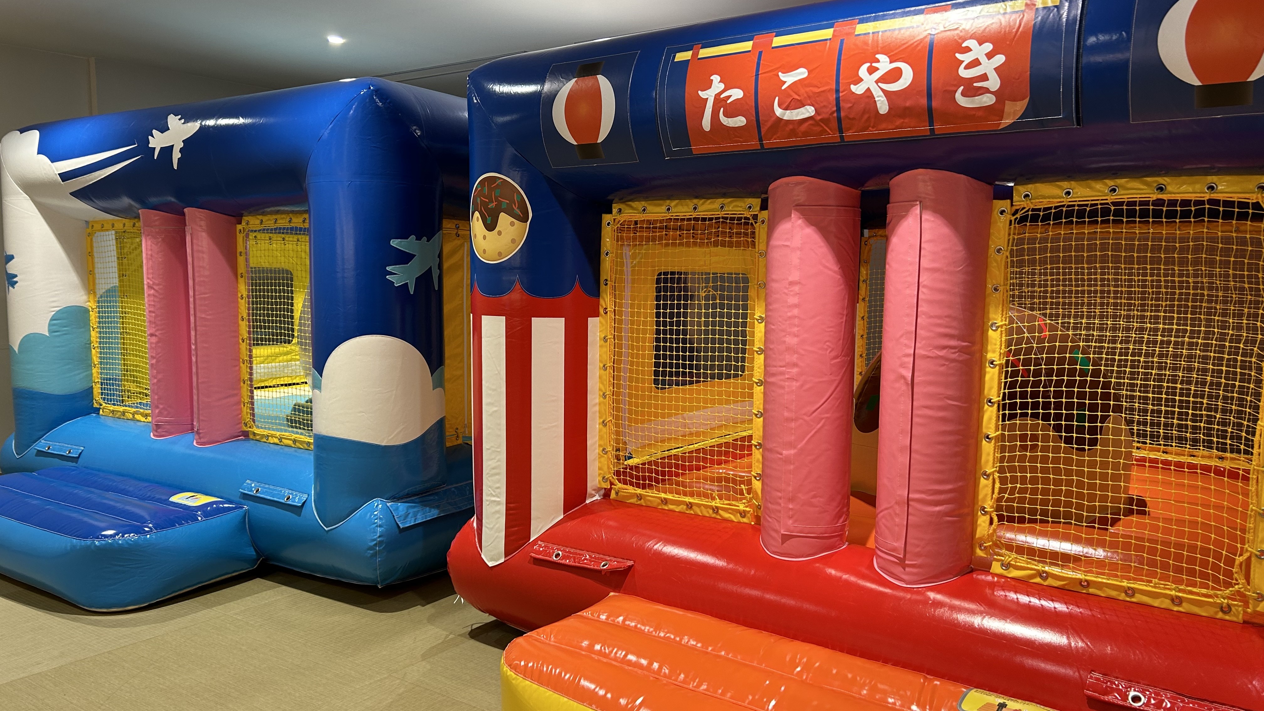 思いきり遊べるエアランド（3歳から小学生まで）