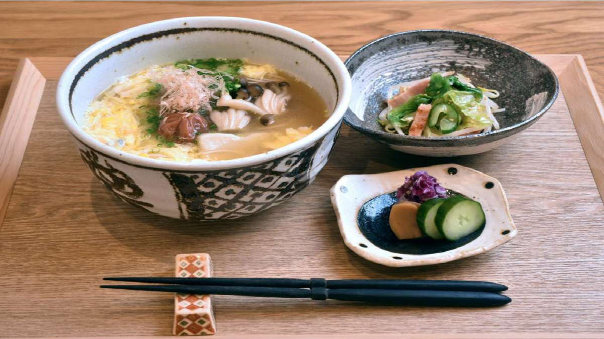 【昼食　梅干しと卵のにゅう麺】