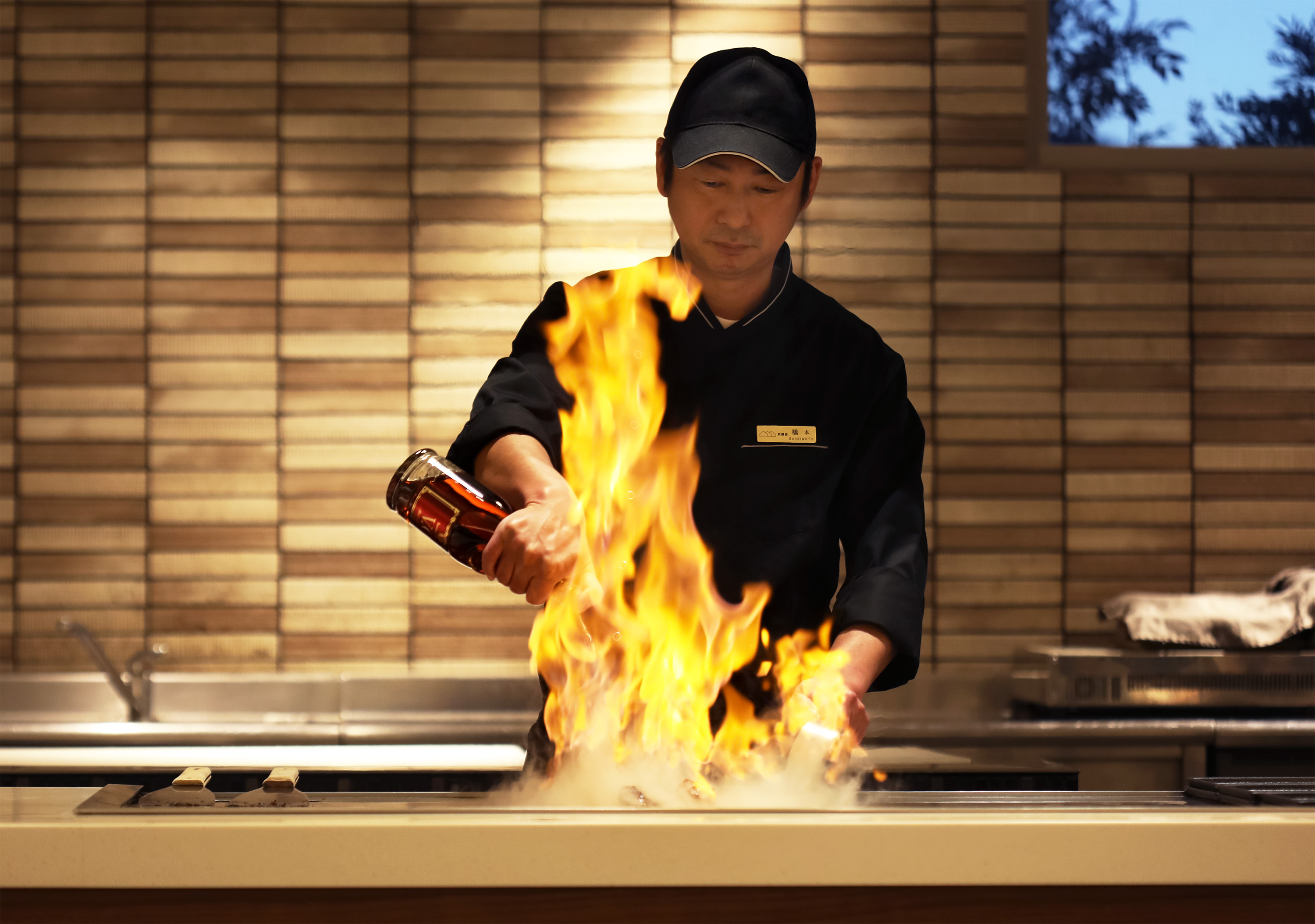 ライヴダイニング