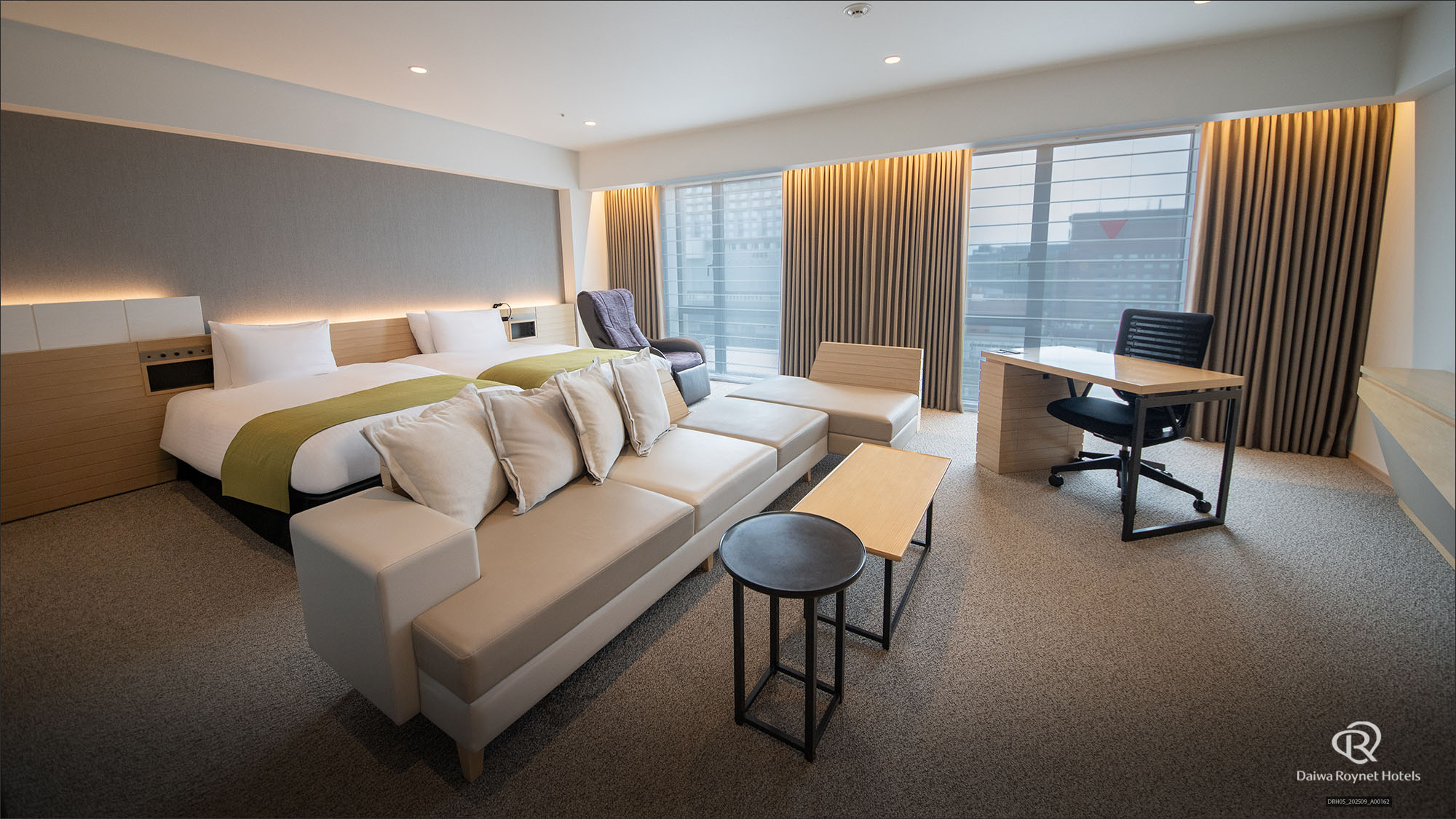 ジュニアスイート TRAIN VIEW（48㎡）