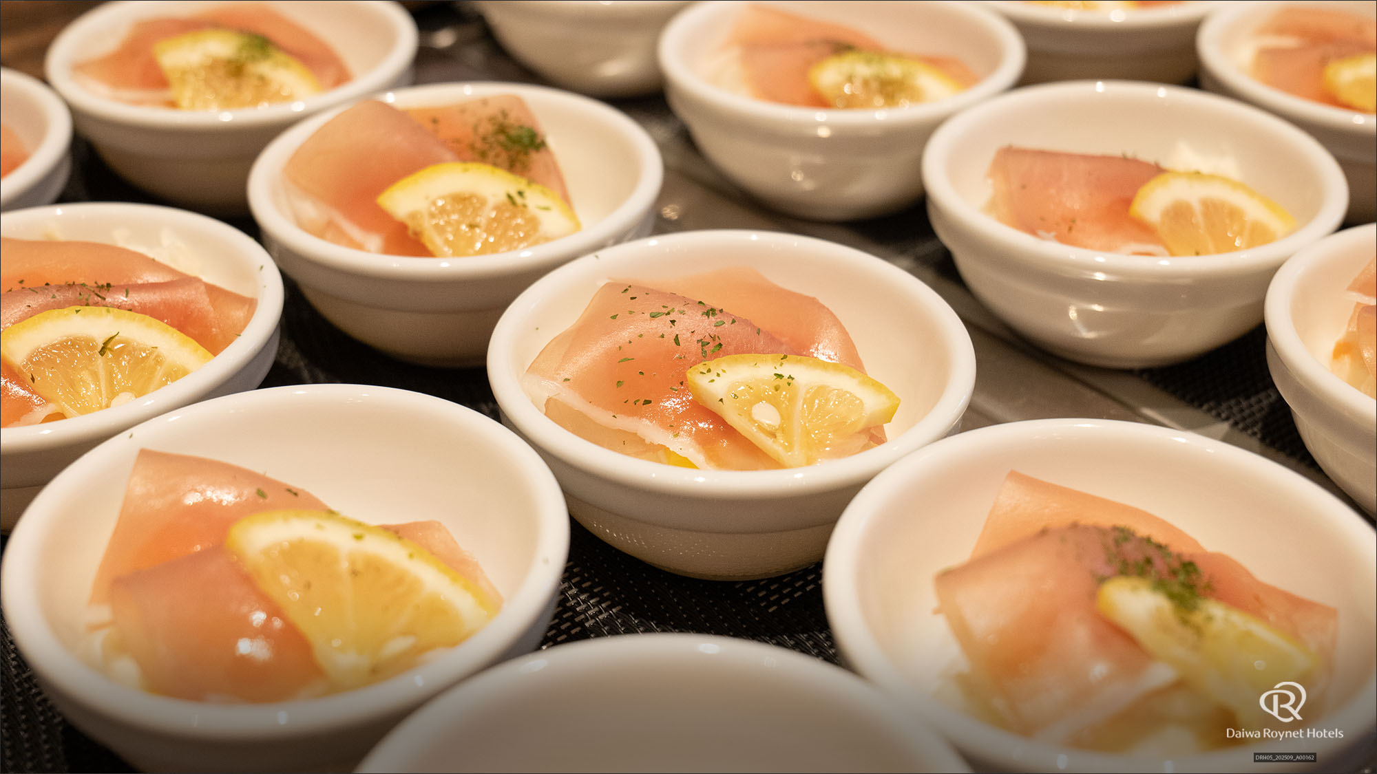 朝食メニュー（一例）