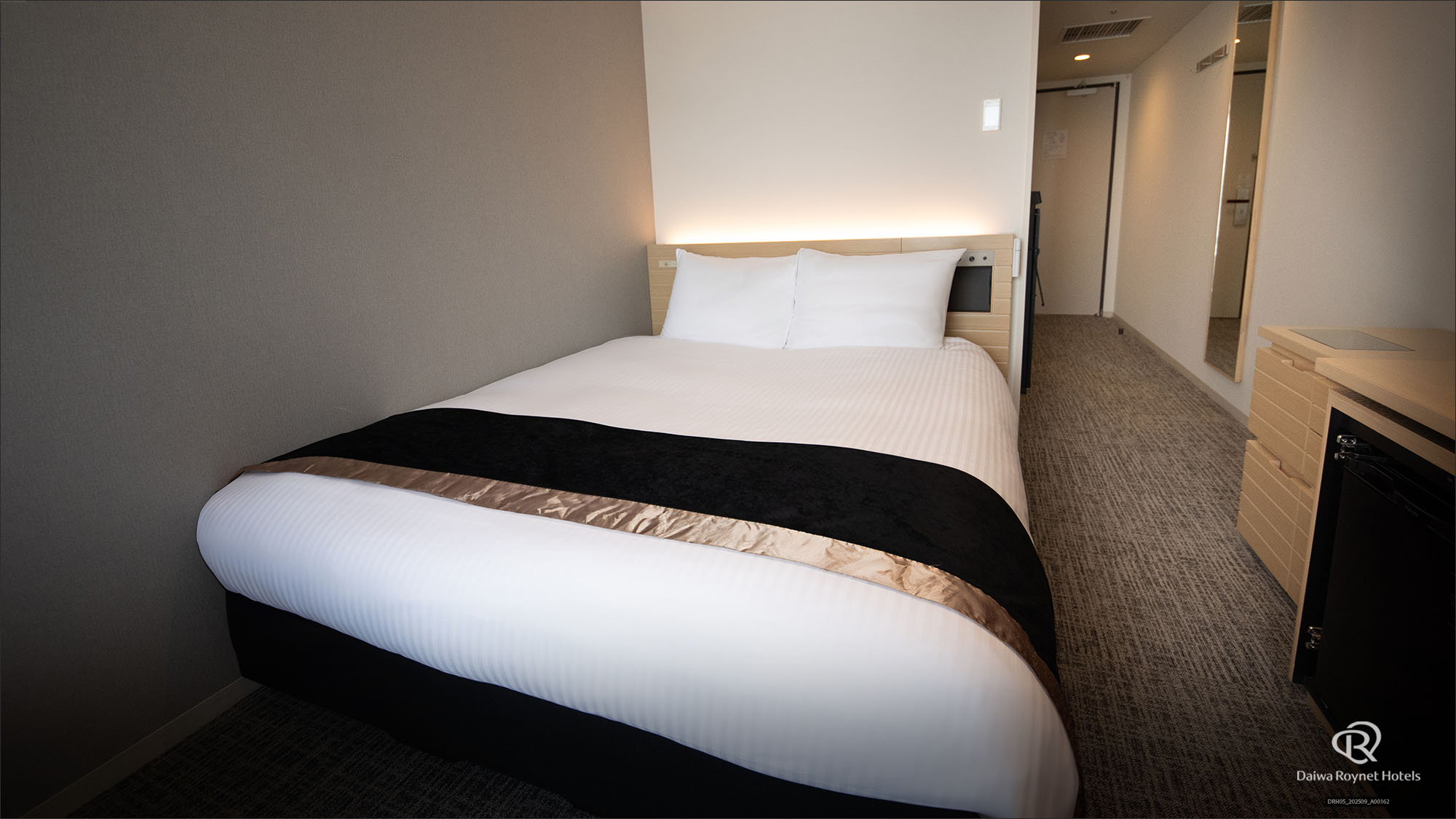 スーペリアダブル CITY VIEW（20㎡）