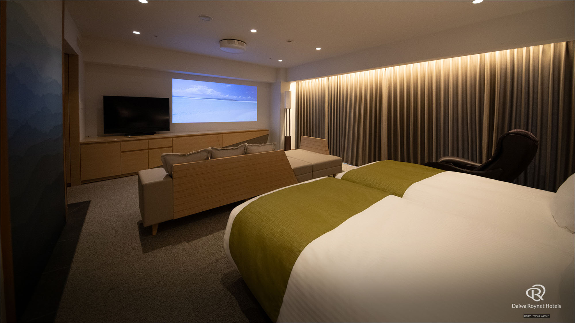 シアタールーム TRAIN VIEW（48㎡）