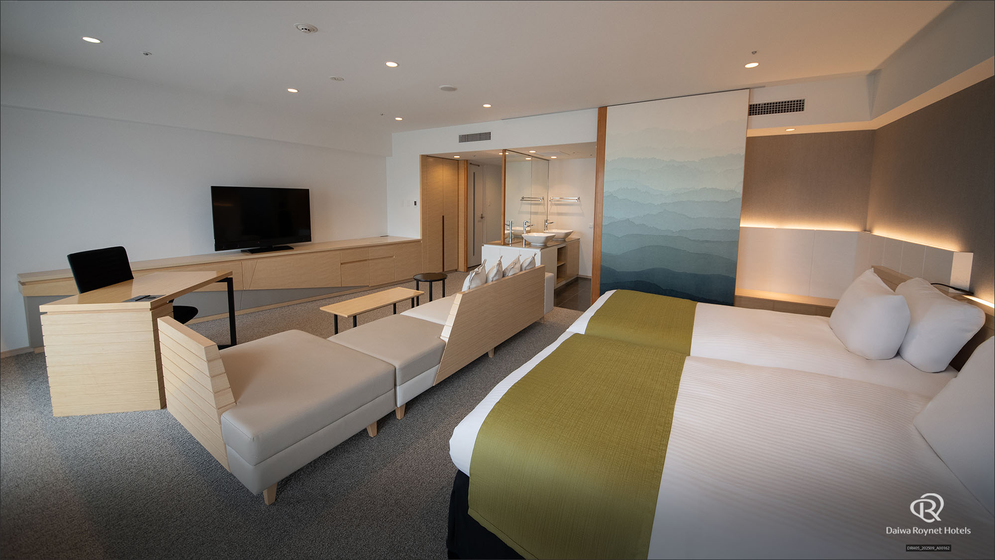 ジュニアスイート TRAIN VIEW（48㎡）