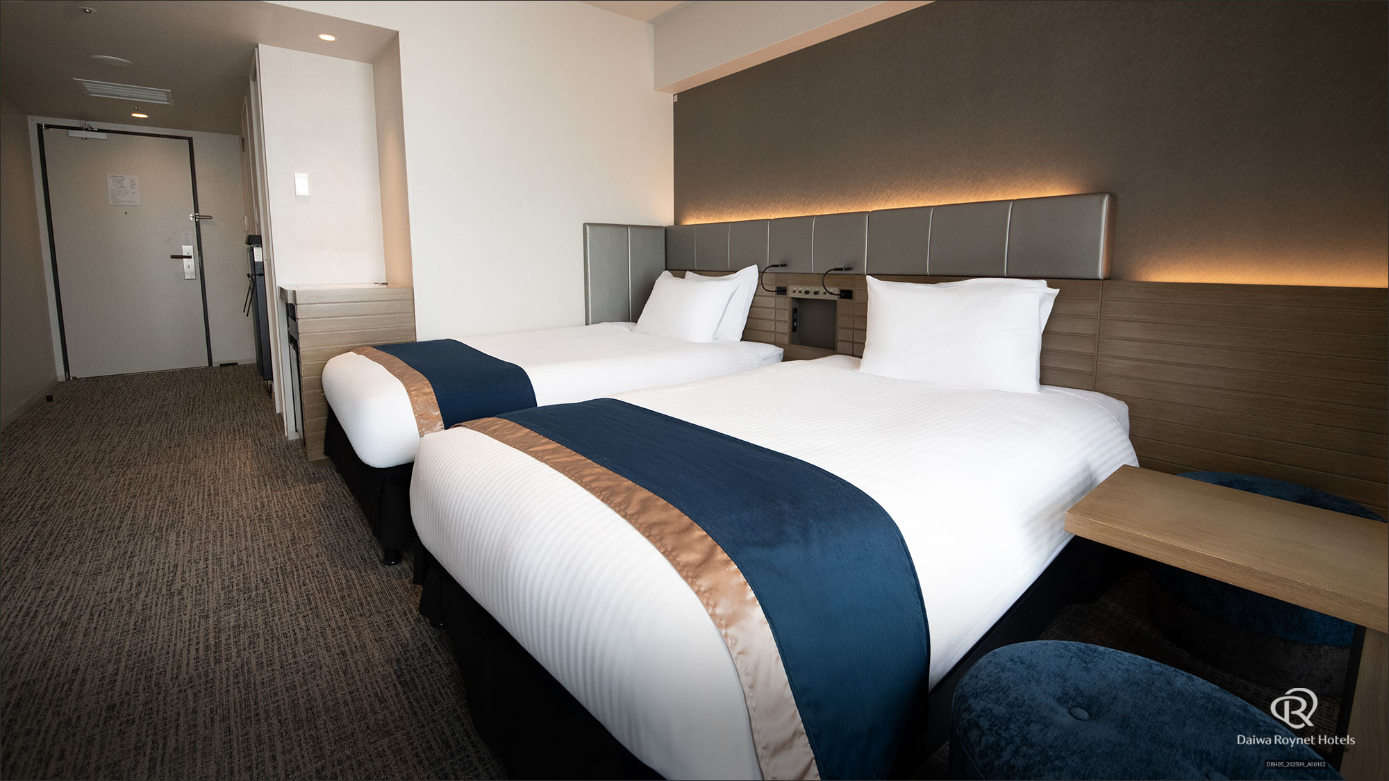 デラックスツイン CITY VIEW（27㎡）