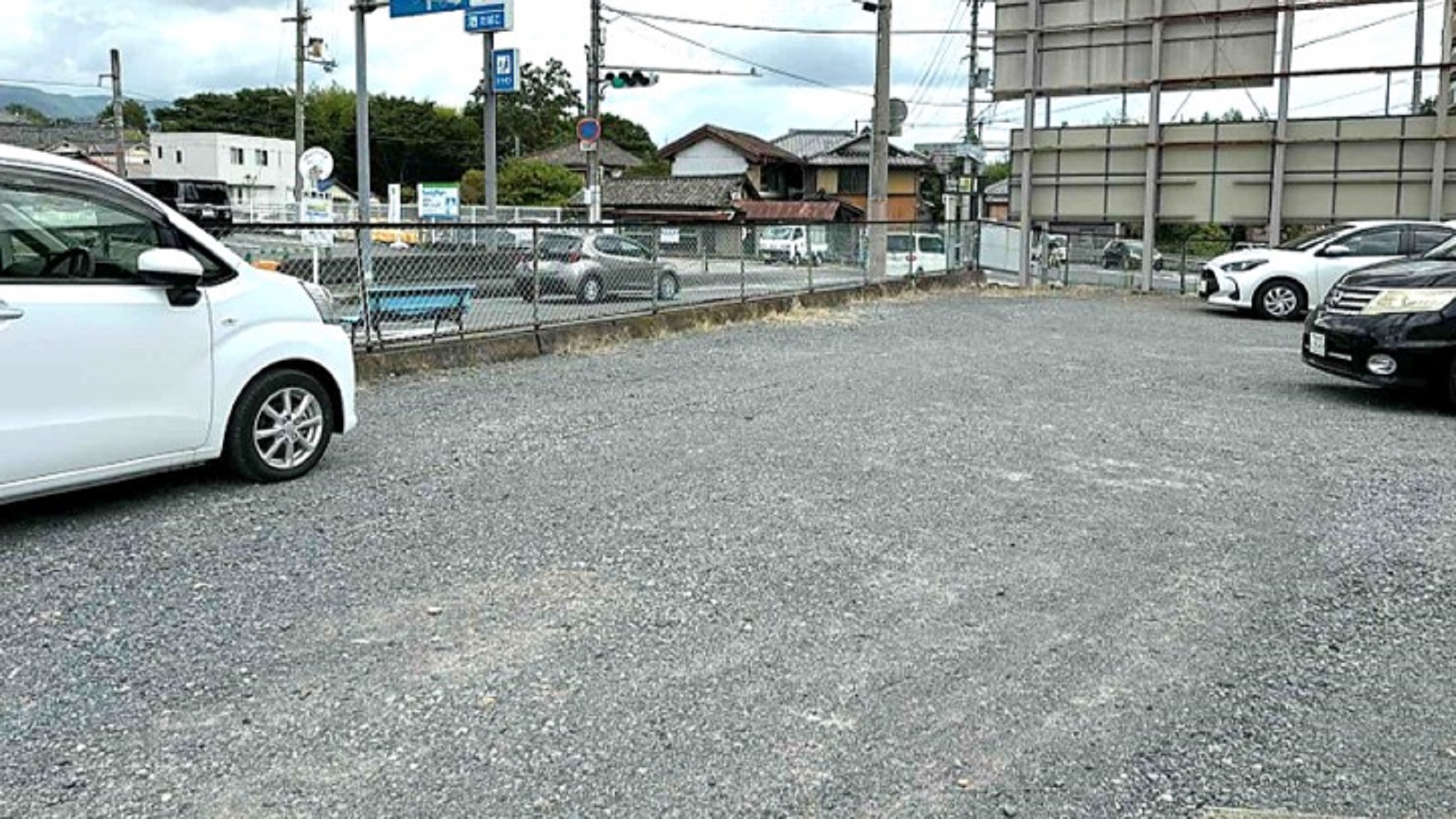 駐車場（ご案内させていただきます）