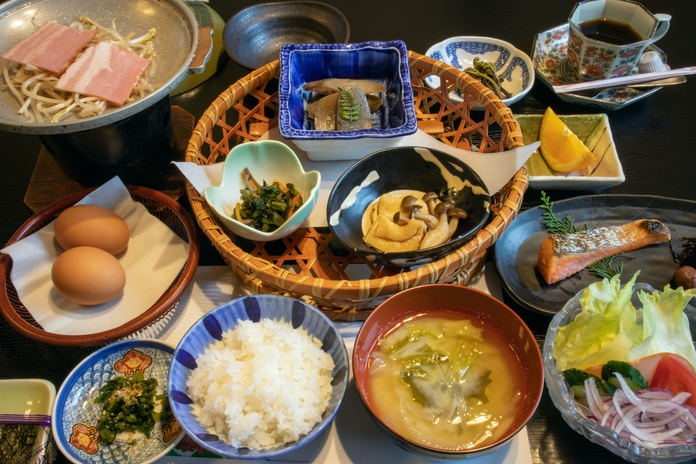 【スタンダード】半露天風呂付客室｜おおいた和牛しゃぶしゃぶ会席